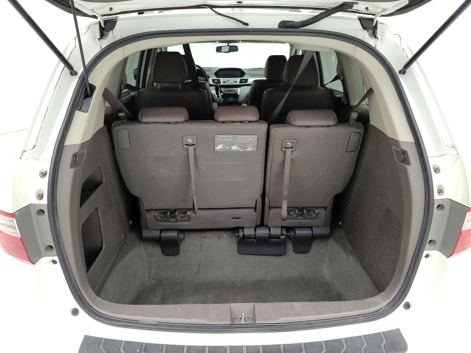 Thumbnail: 2013 Honda Odyssey - 20