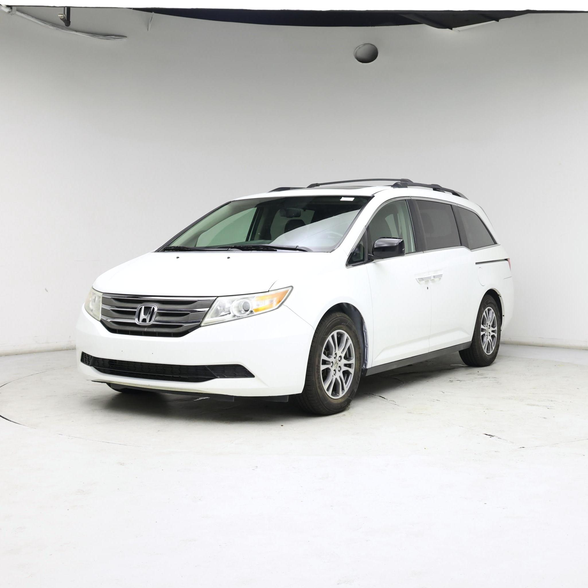 Thumbnail: 2013 Honda Odyssey - 4