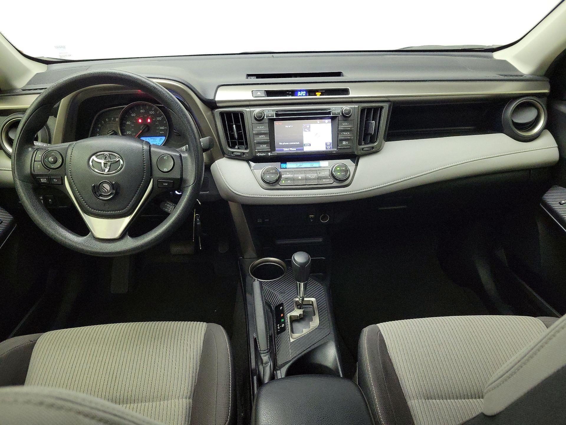 Thumbnail: 2015 Toyota RAV4 - 9