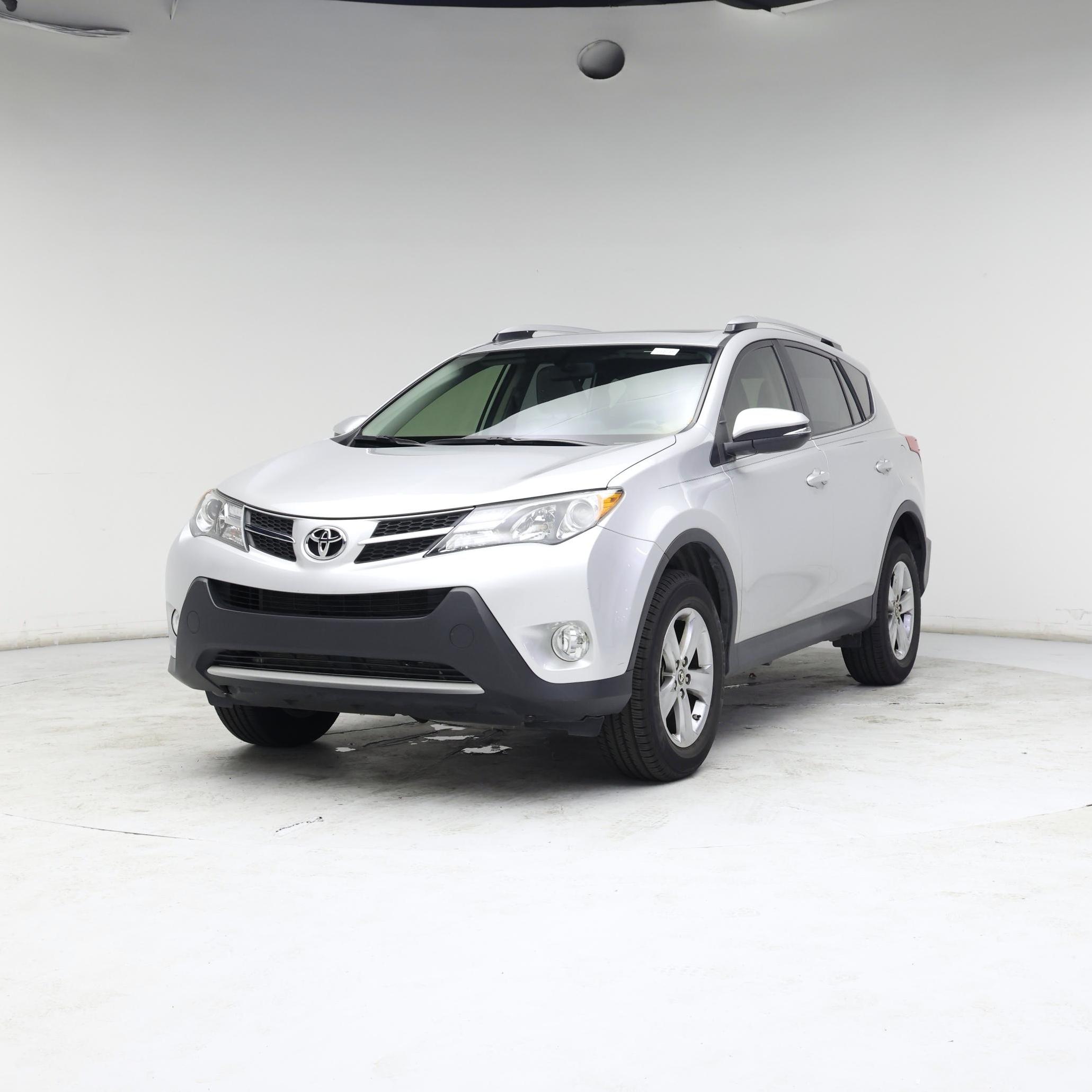 Thumbnail: 2015 Toyota RAV4 - 4