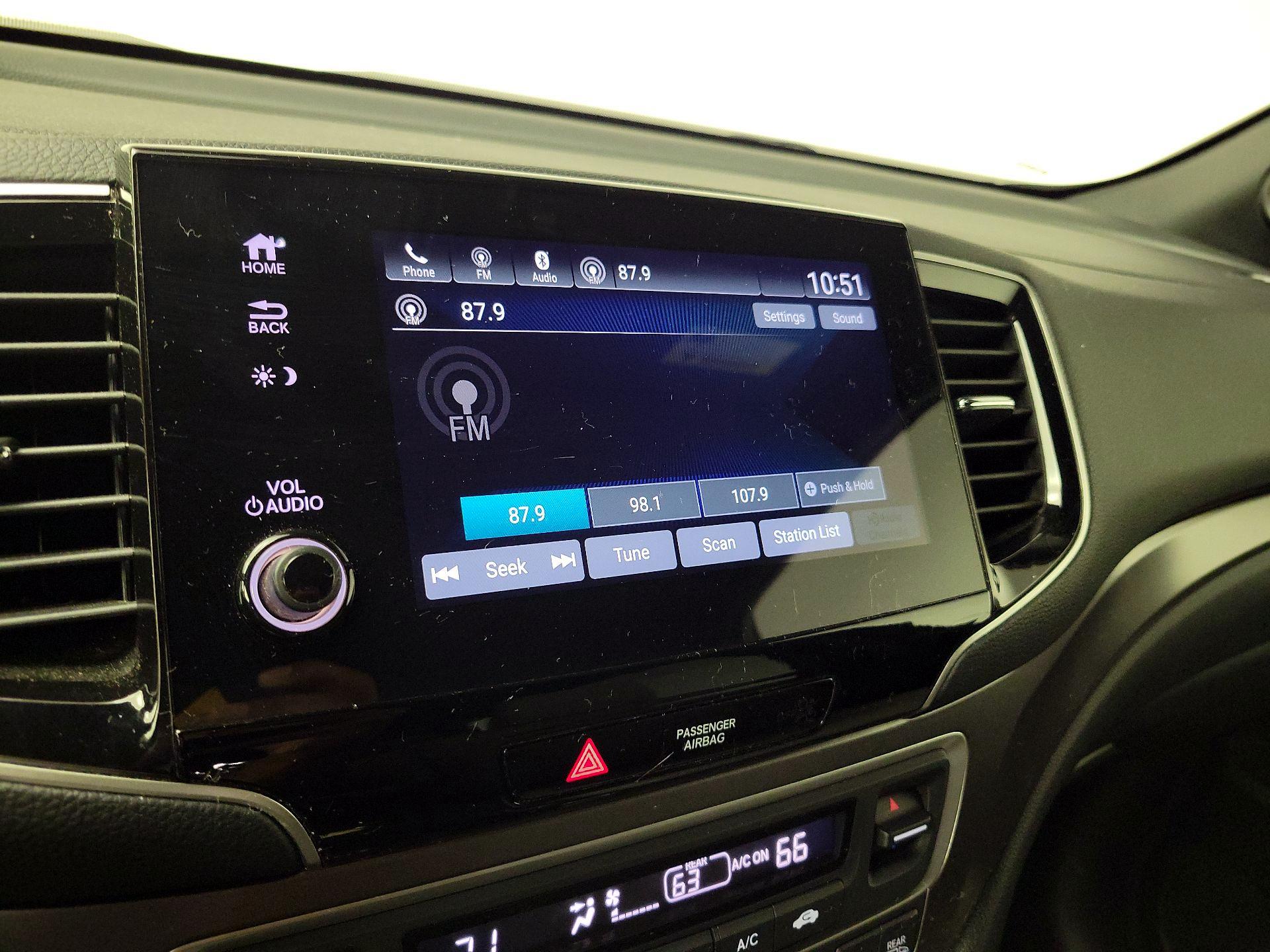 Thumbnail: 2020 Honda Passport - 15