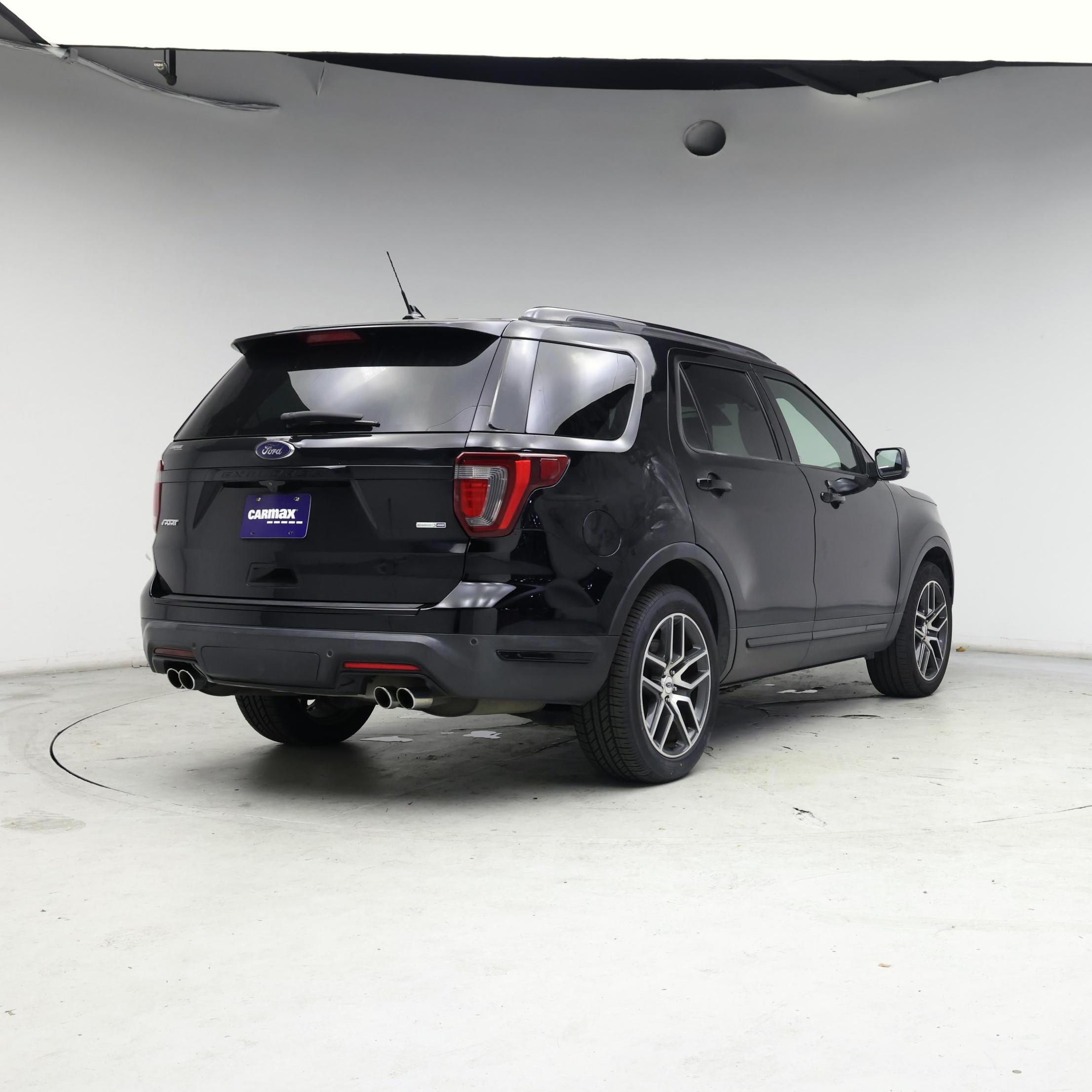 Thumbnail: 2018 Ford Explorer - 8