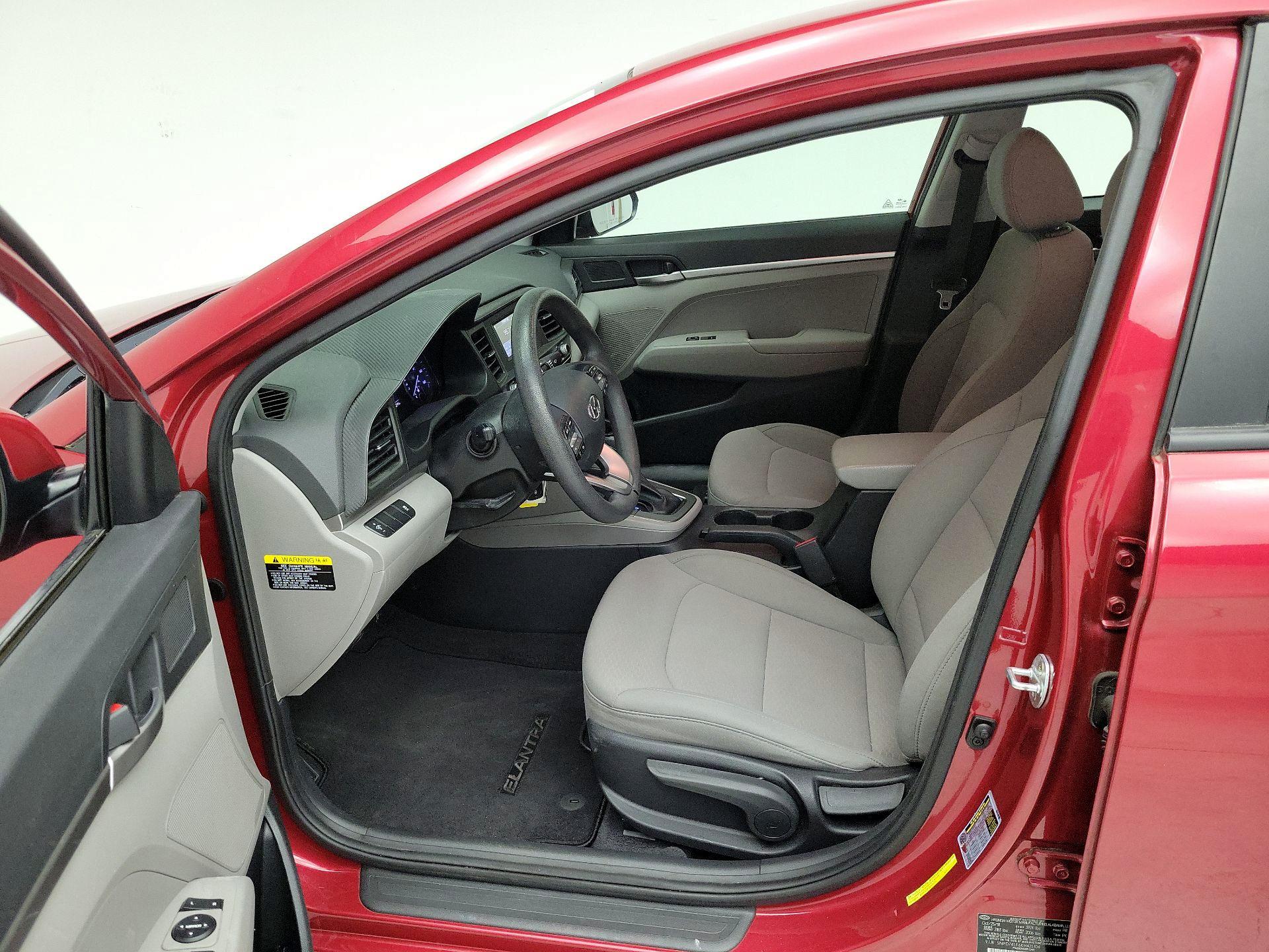 Thumbnail: 2019 Hyundai Elantra - 11