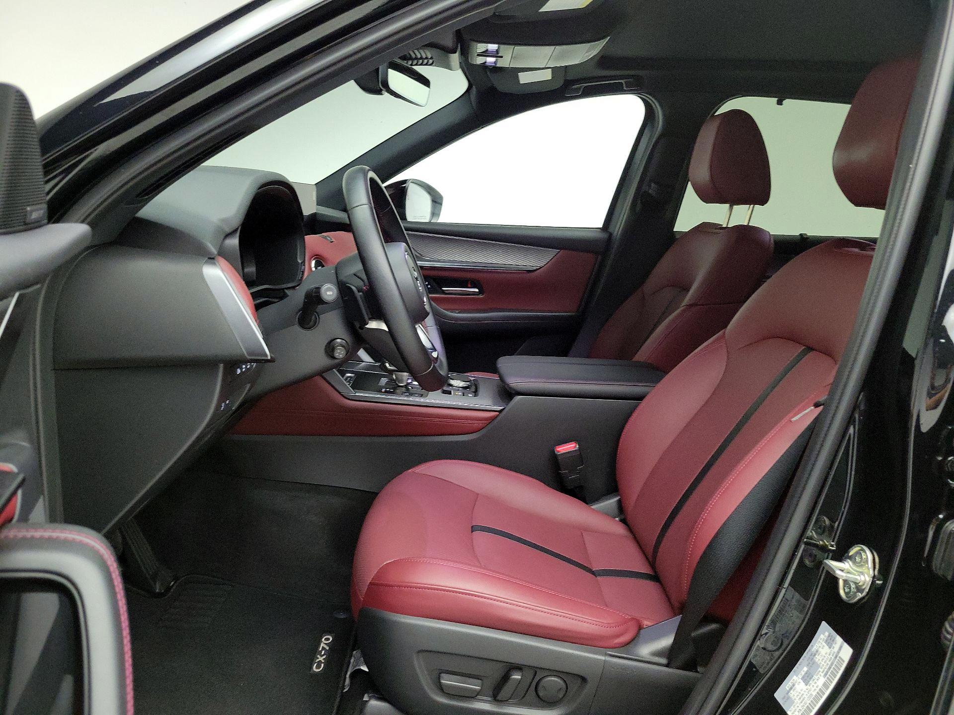 Thumbnail: 2025 Mazda CX-70 - 11