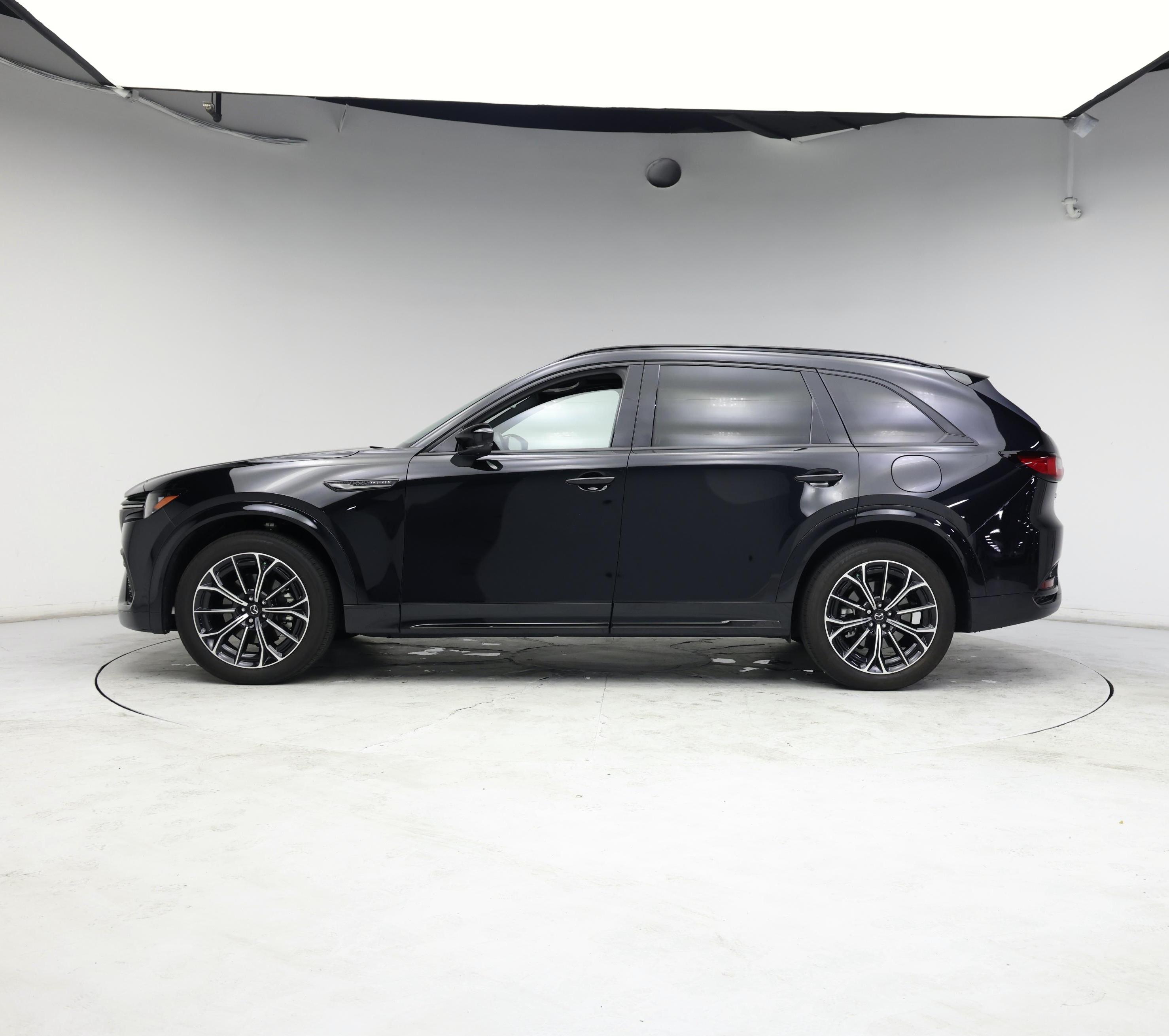 Thumbnail: 2025 Mazda CX-70 - 3