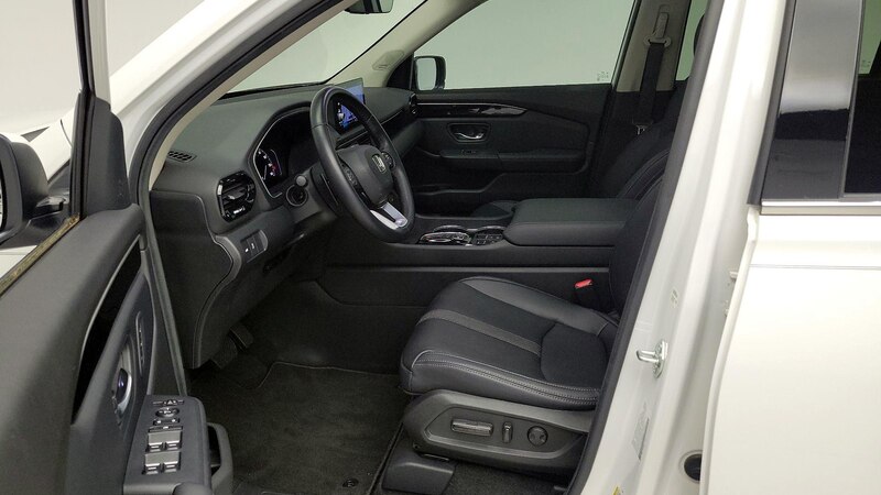 2023 Honda Pilot Touring 11