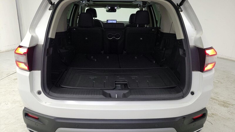 2023 Honda Pilot Touring 24