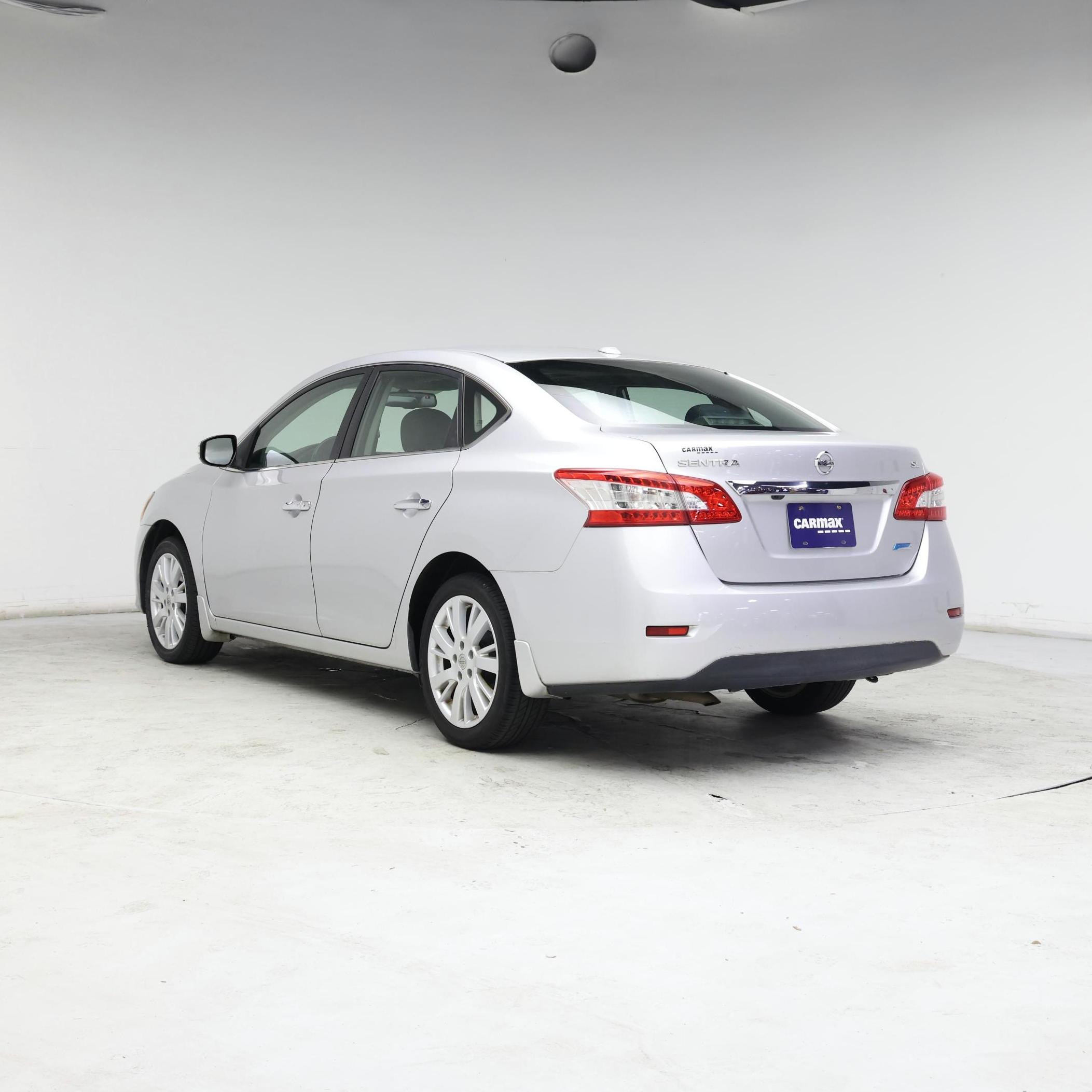 Thumbnail: 2014 Nissan Sentra - 2