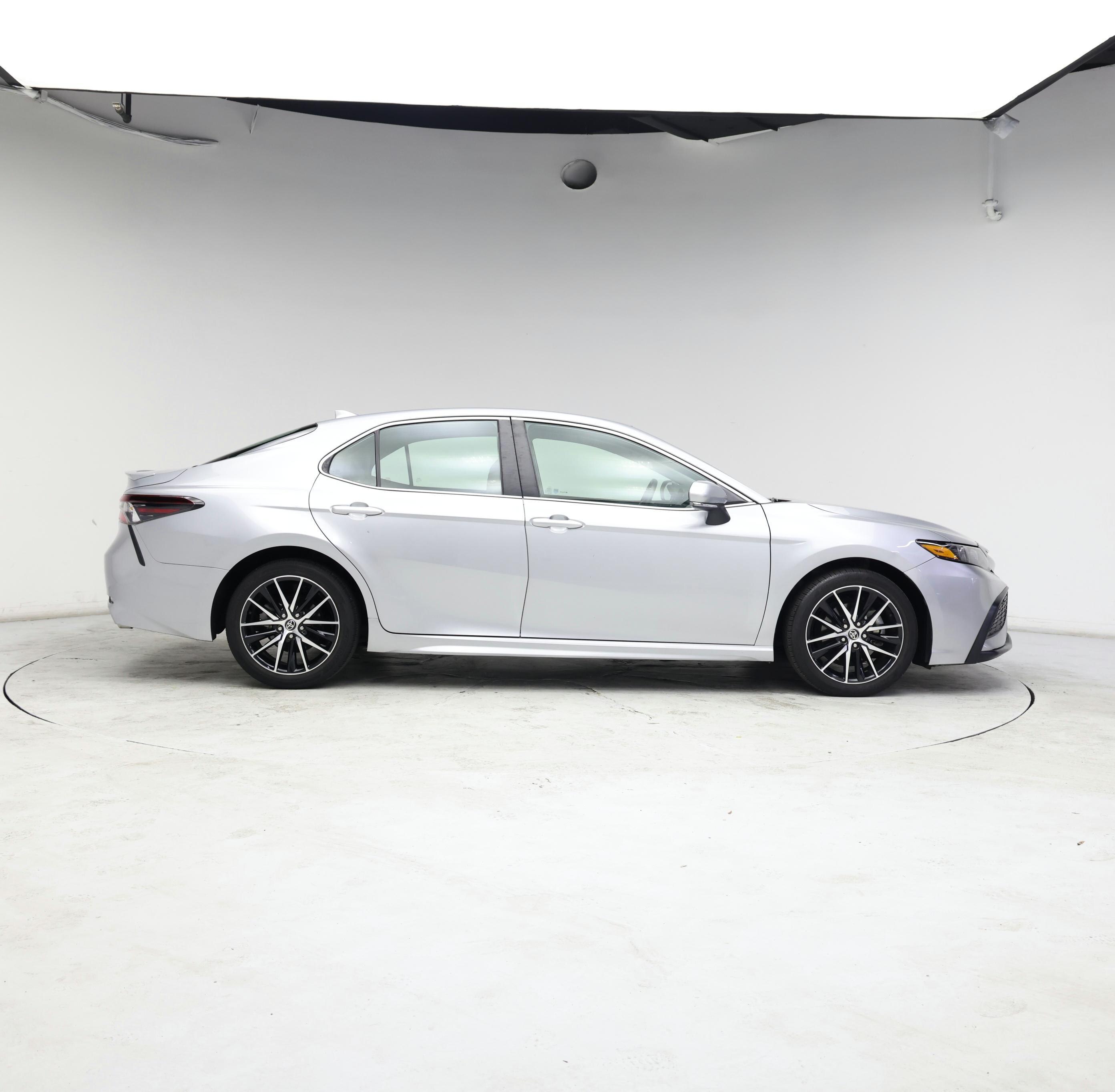 Thumbnail: 2023 Toyota Camry - 7