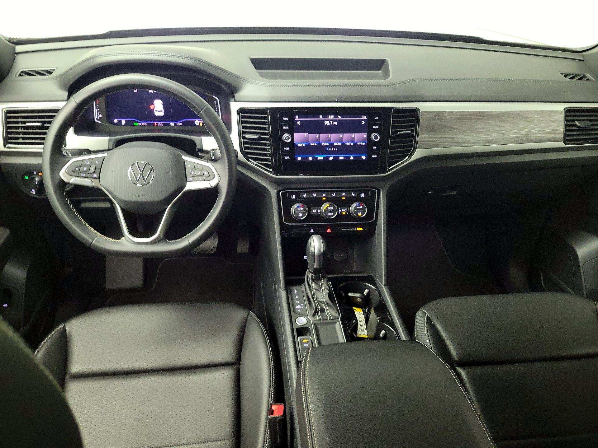 Thumbnail: 2023 Volkswagen Atlas - 9