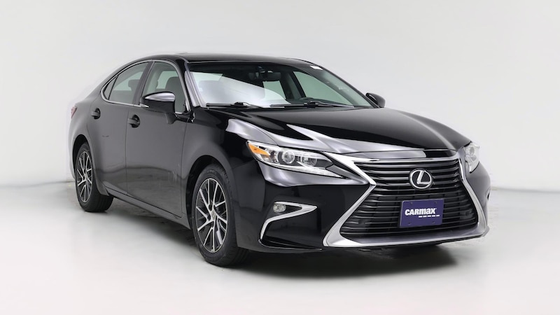 2016 Lexus ES 350 Hero Image