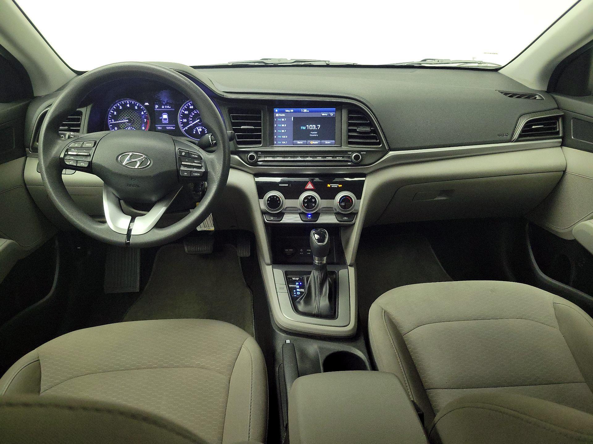 Thumbnail: 2019 Hyundai Elantra - 9