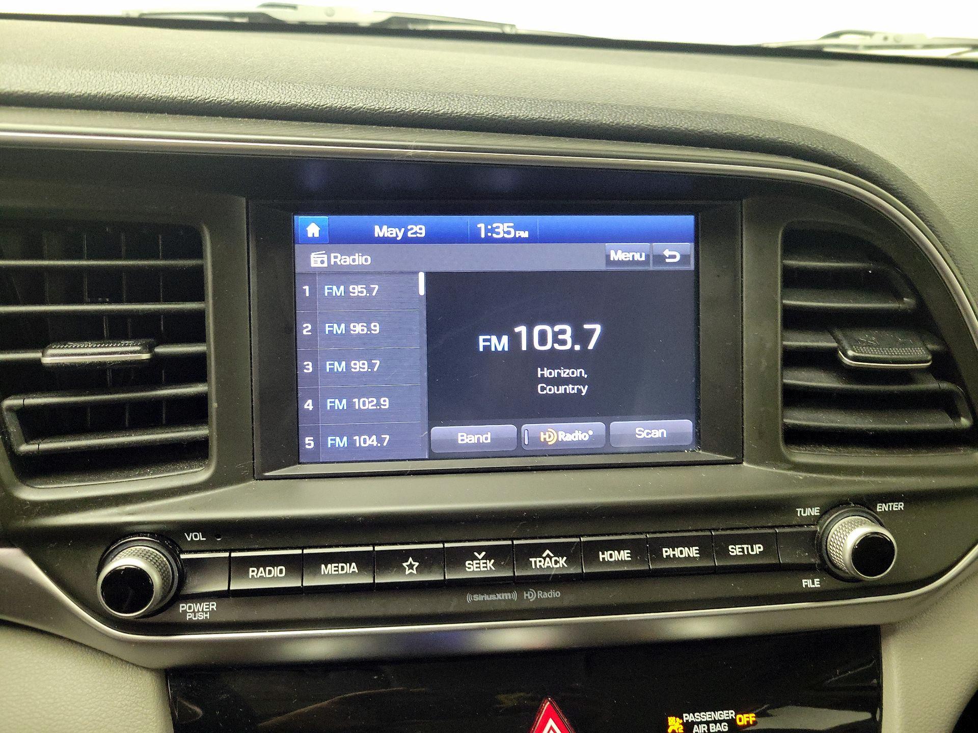 Thumbnail: 2019 Hyundai Elantra - 15