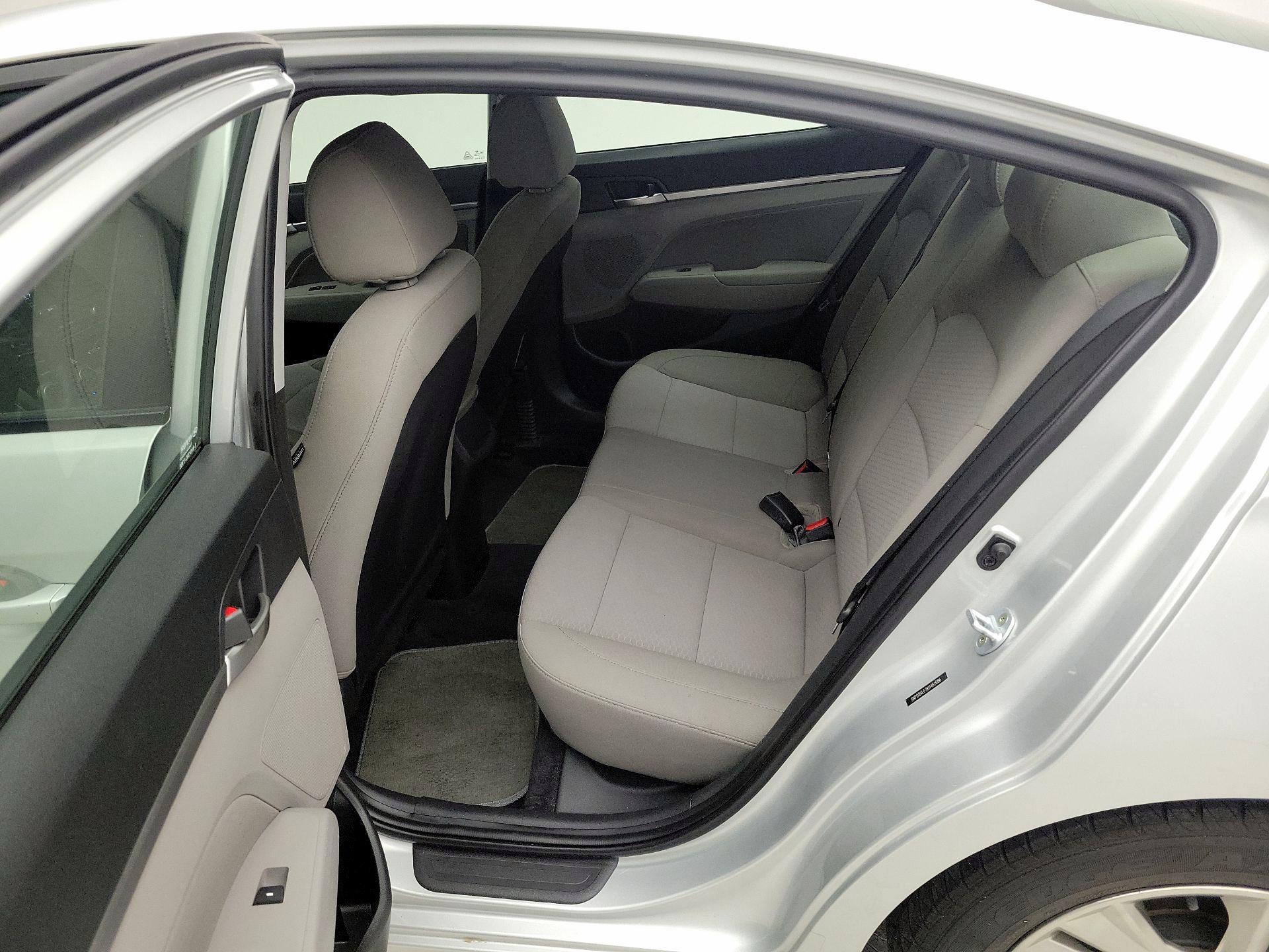 Thumbnail: 2019 Hyundai Elantra - 19