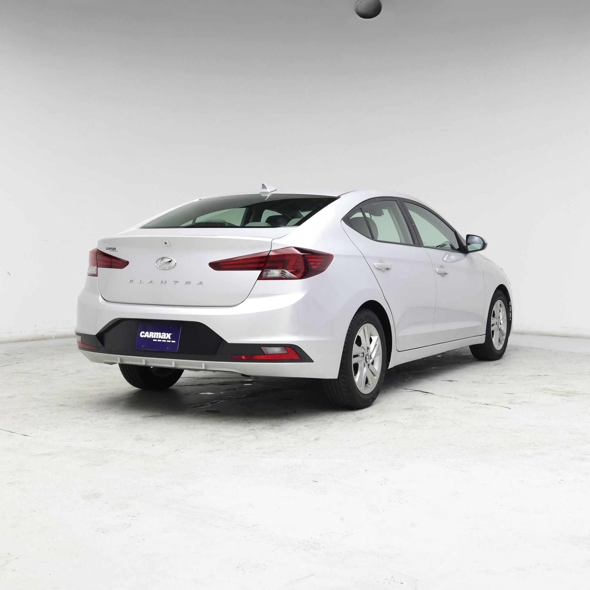 Thumbnail: 2019 Hyundai Elantra - 8