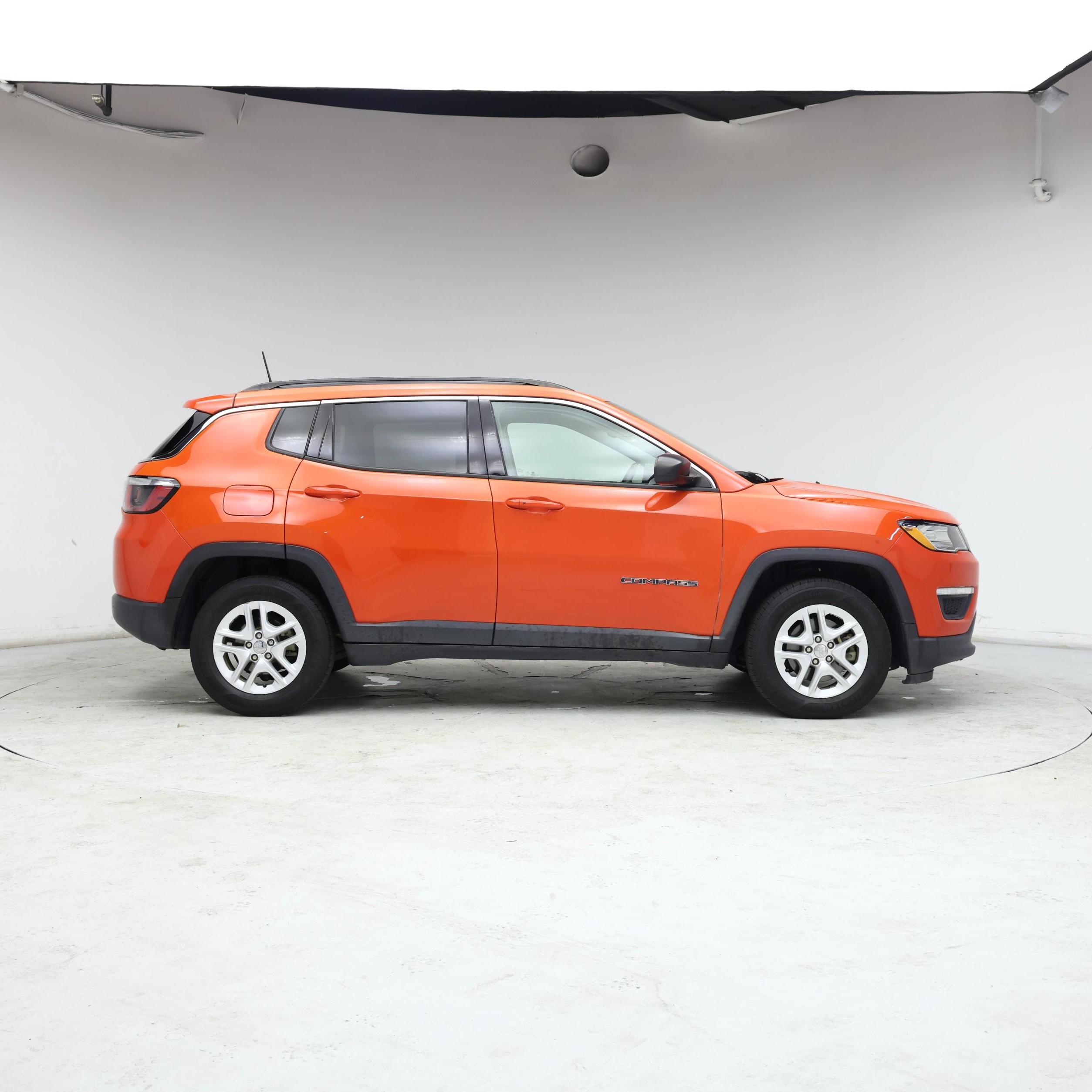 Thumbnail: 2019 Jeep Compass - 7