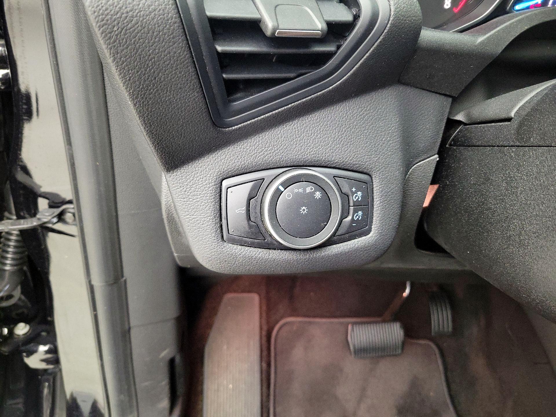 Thumbnail: 2019 Ford Escape - 13