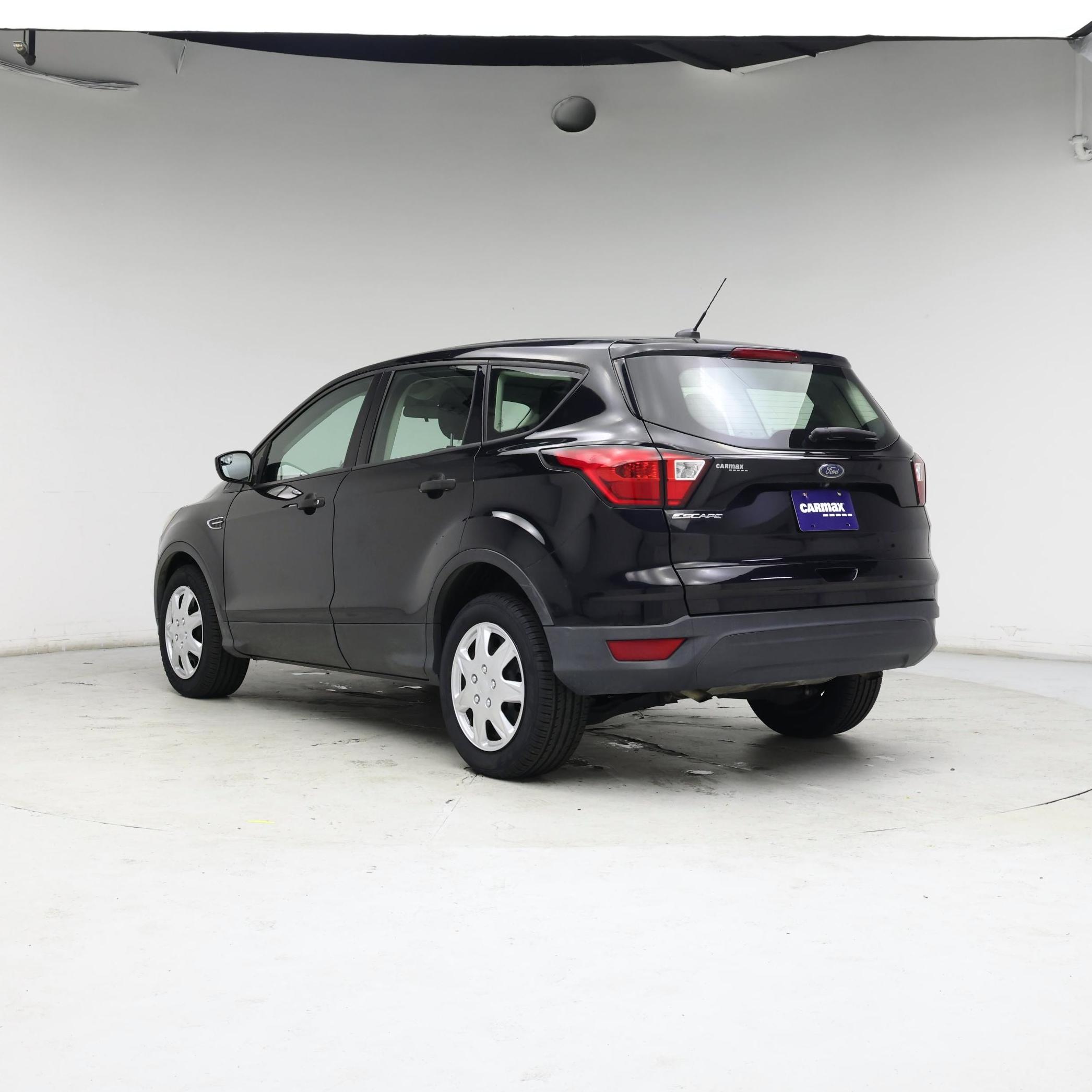 Thumbnail: 2019 Ford Escape - 2