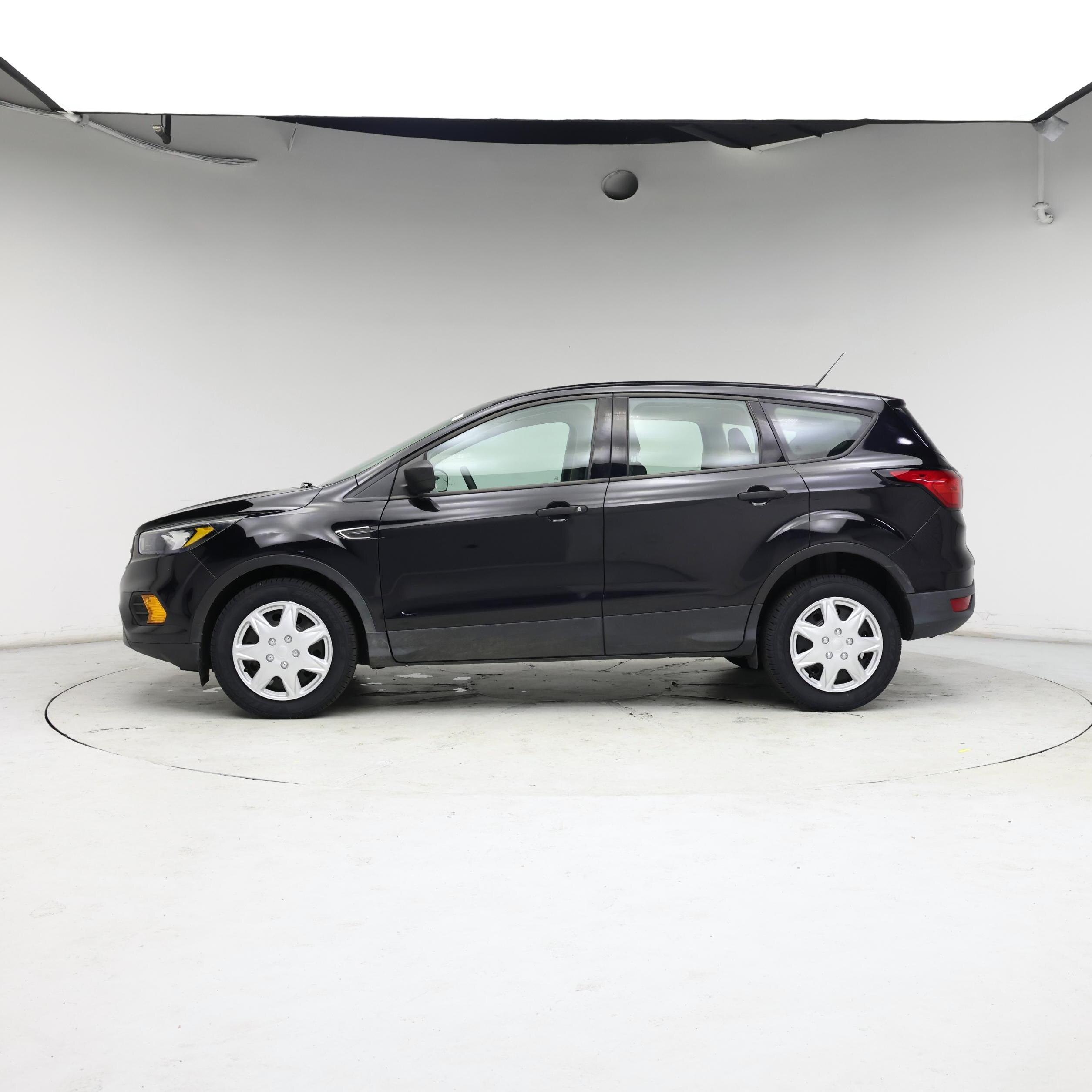 Thumbnail: 2019 Ford Escape - 3