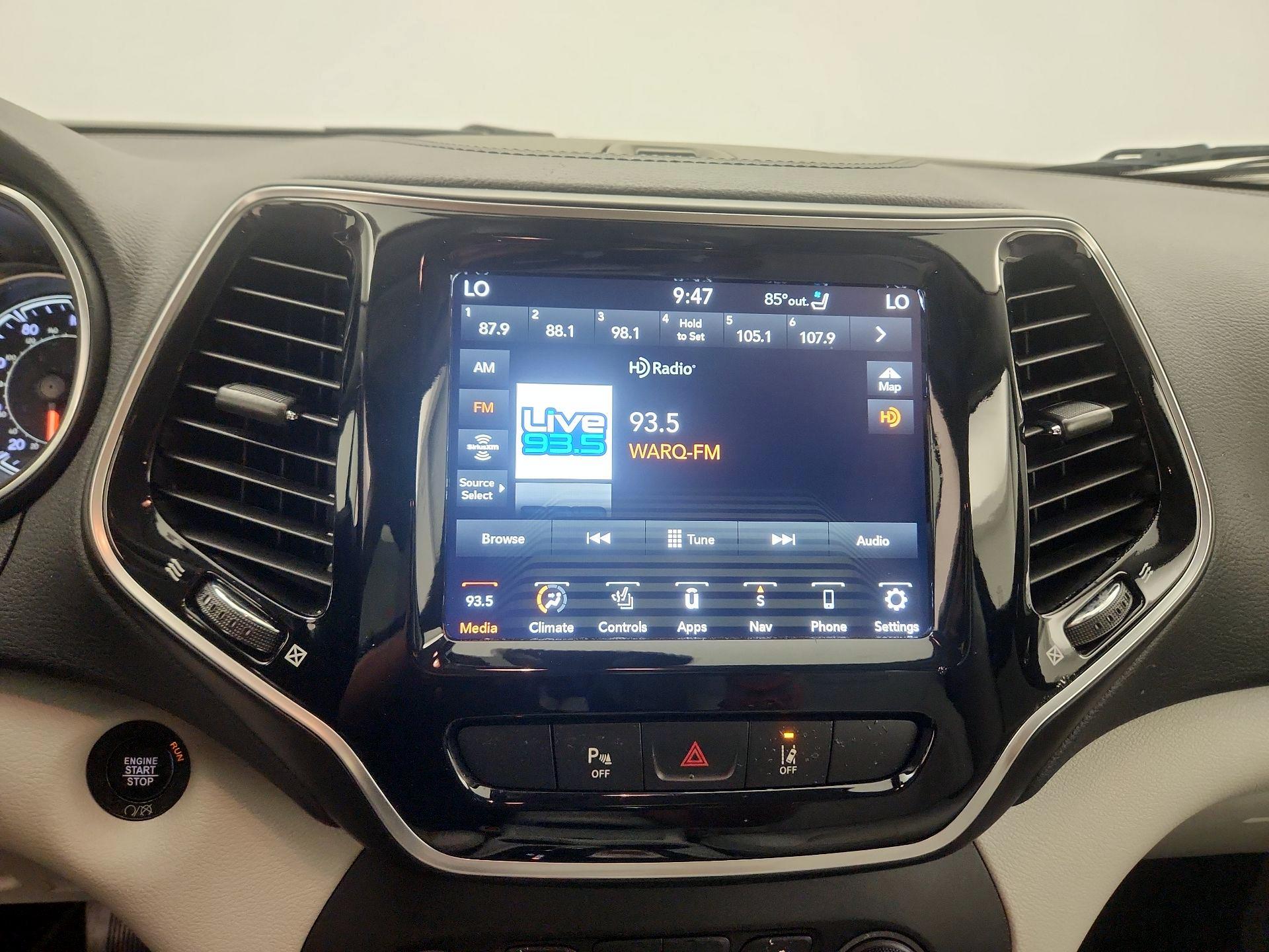 Thumbnail: 2020 Jeep Cherokee - 13