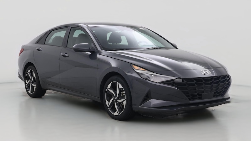 2023 Hyundai Elantra SEL Hero Image