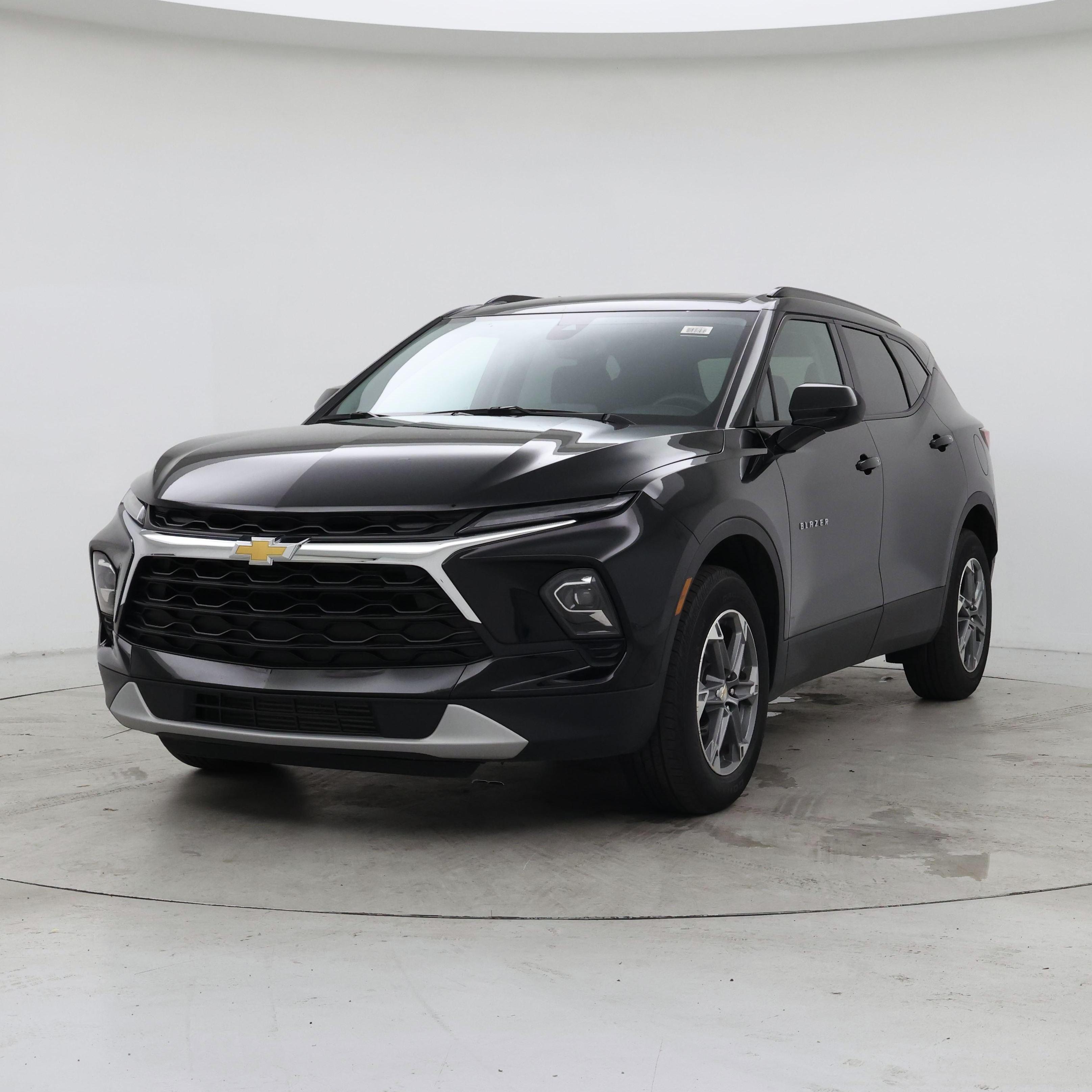 Thumbnail: 2023 Chevrolet Blazer - 4