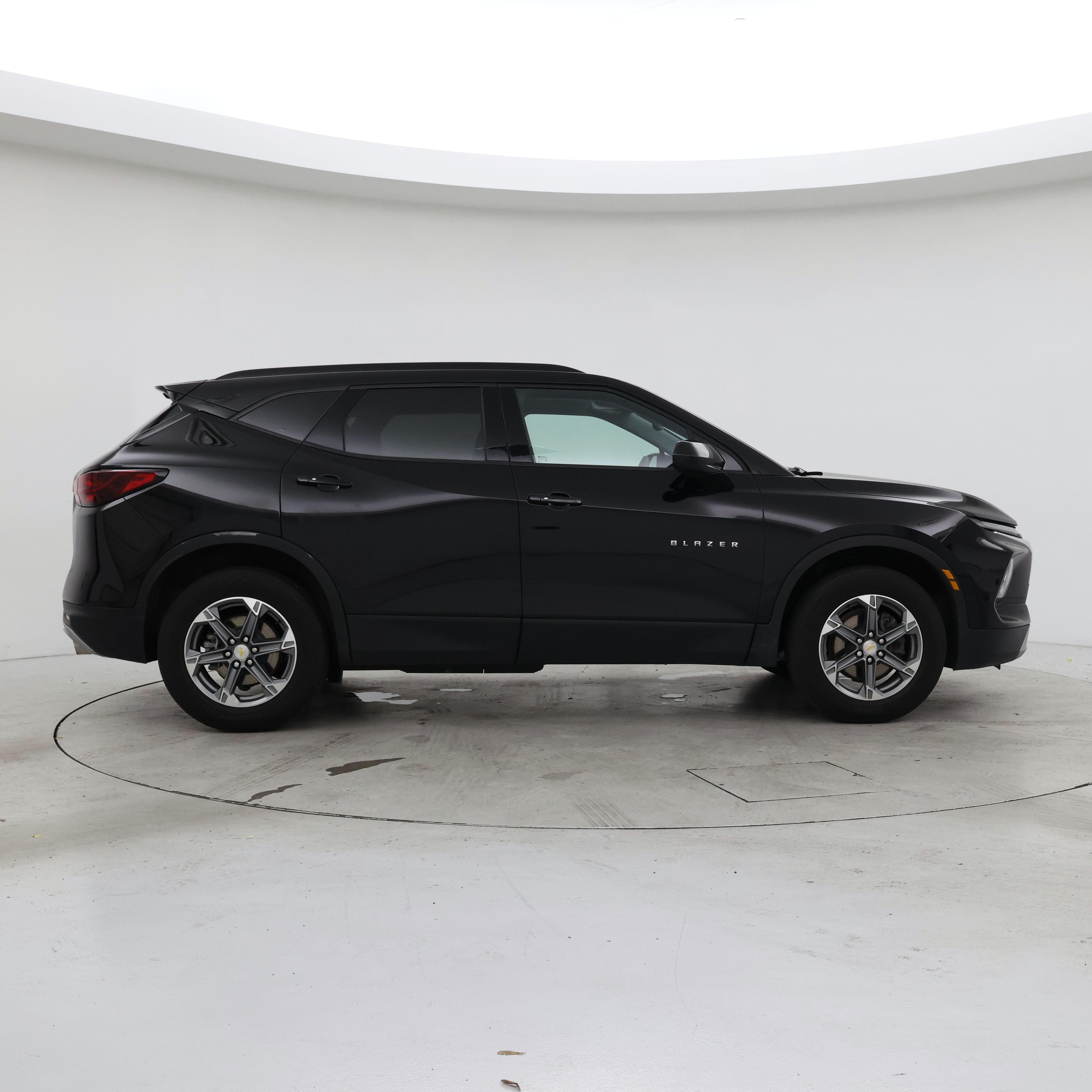 Thumbnail: 2023 Chevrolet Blazer - 7
