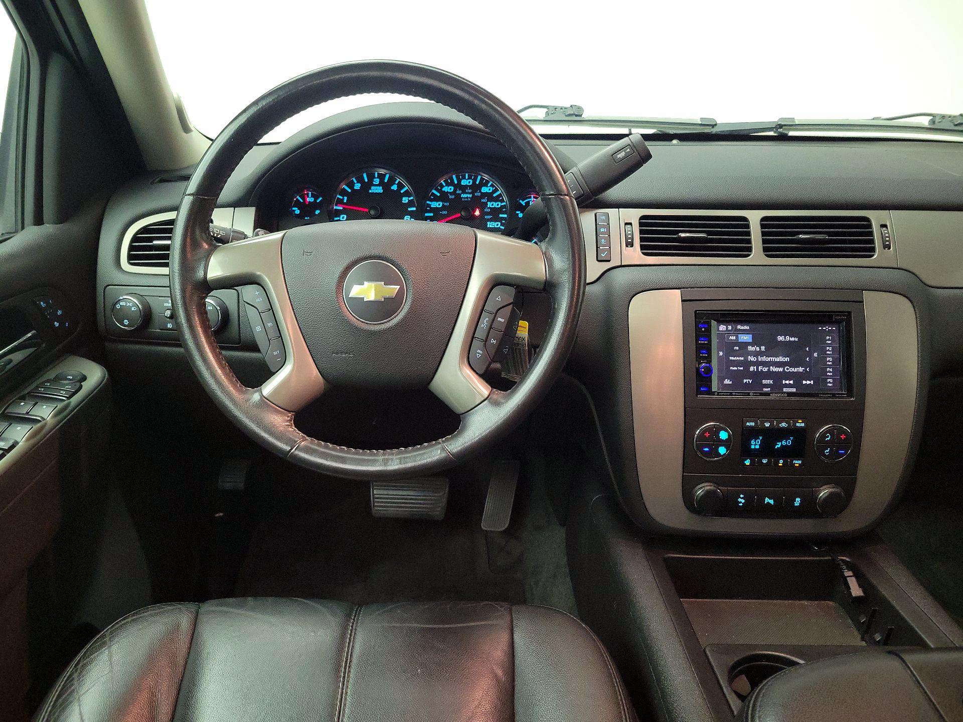 Thumbnail: 2013 Chevrolet Tahoe - 10