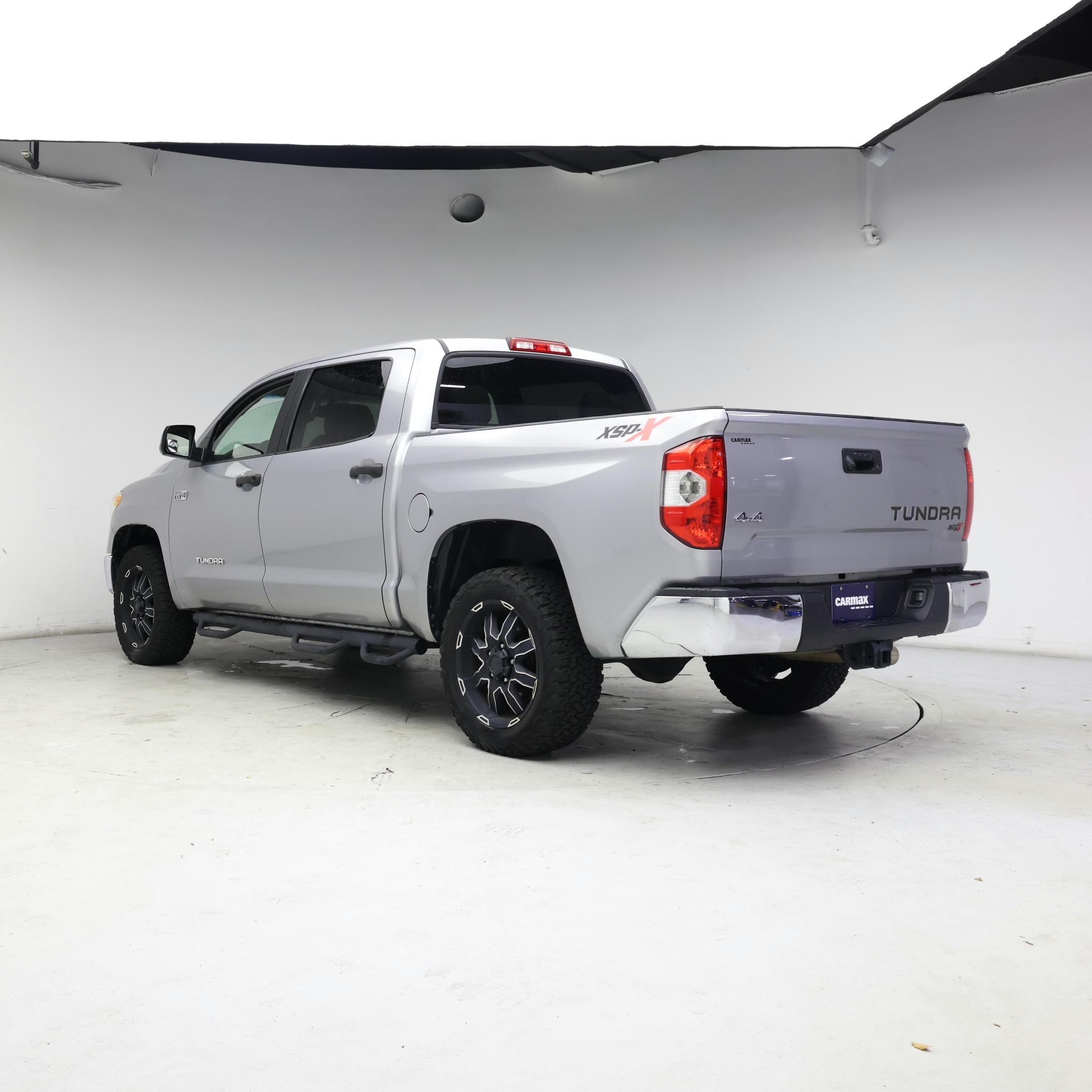 Thumbnail: 2016 Toyota Tundra - 2