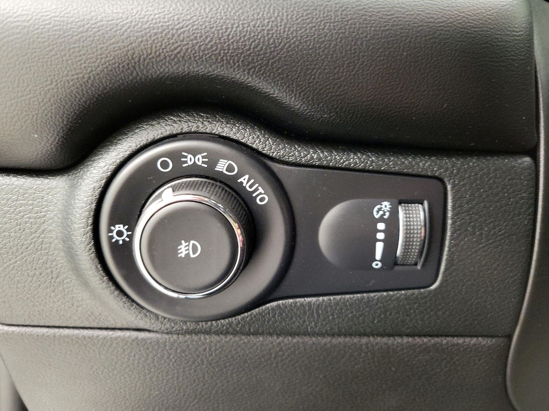 Thumbnail: 2023 Dodge Durango - 13