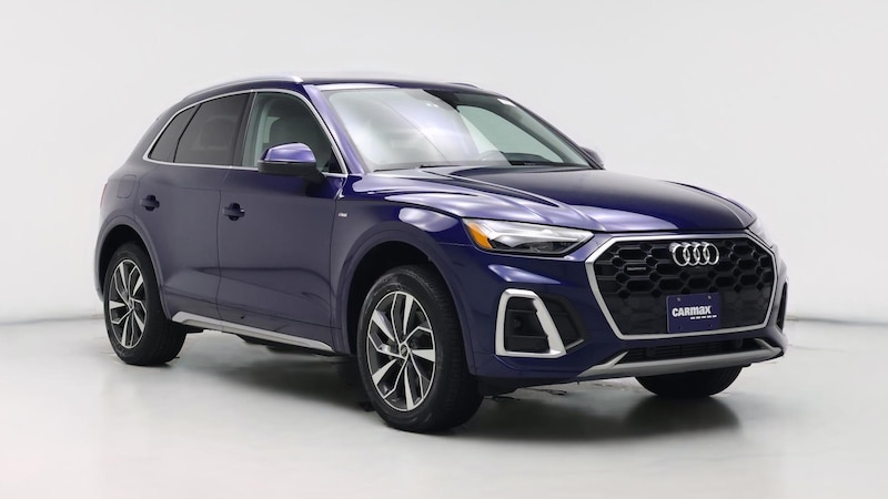 2022 Audi Q5 e Premium Plus Hero Image