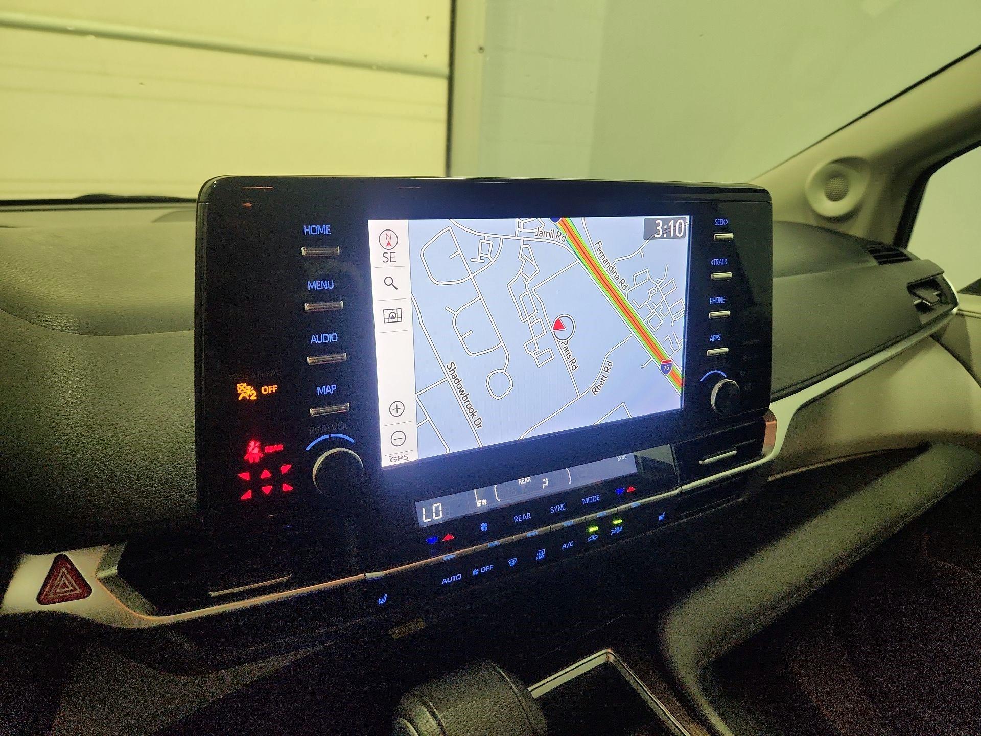 Thumbnail: 2022 Toyota Sienna - 14