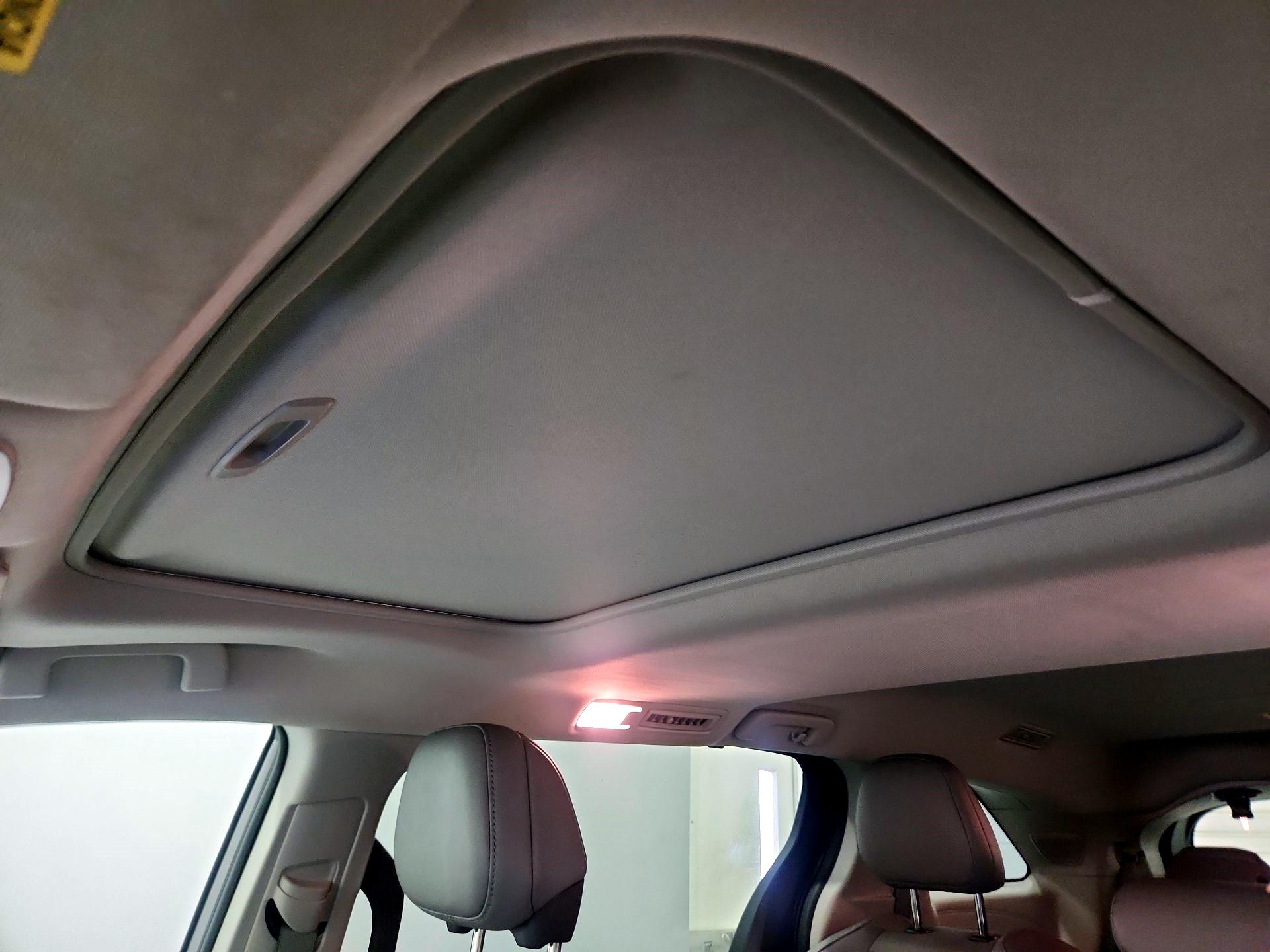 Thumbnail: 2022 Toyota Sienna - 20