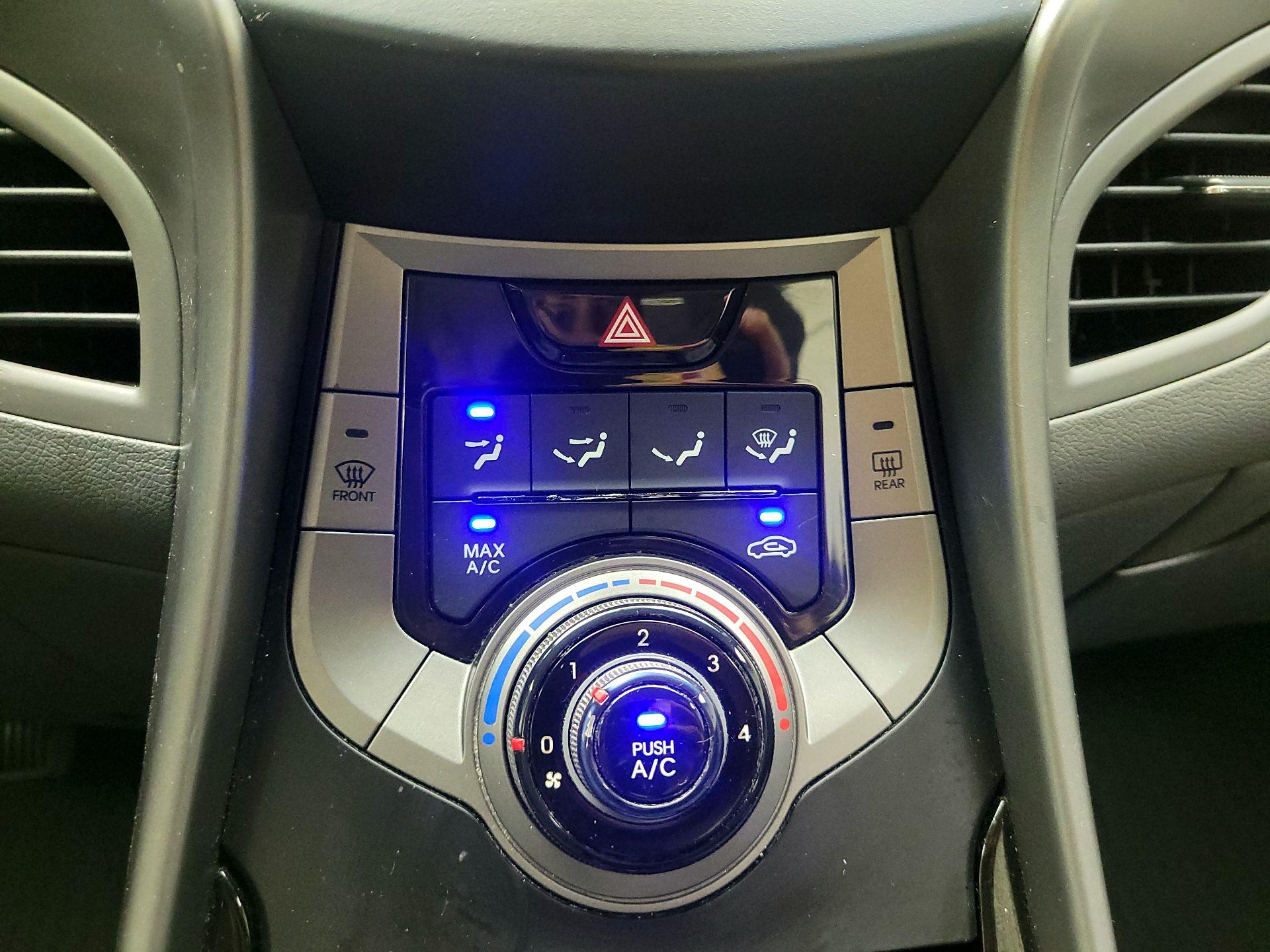 Thumbnail: 2013 Hyundai Elantra - 15