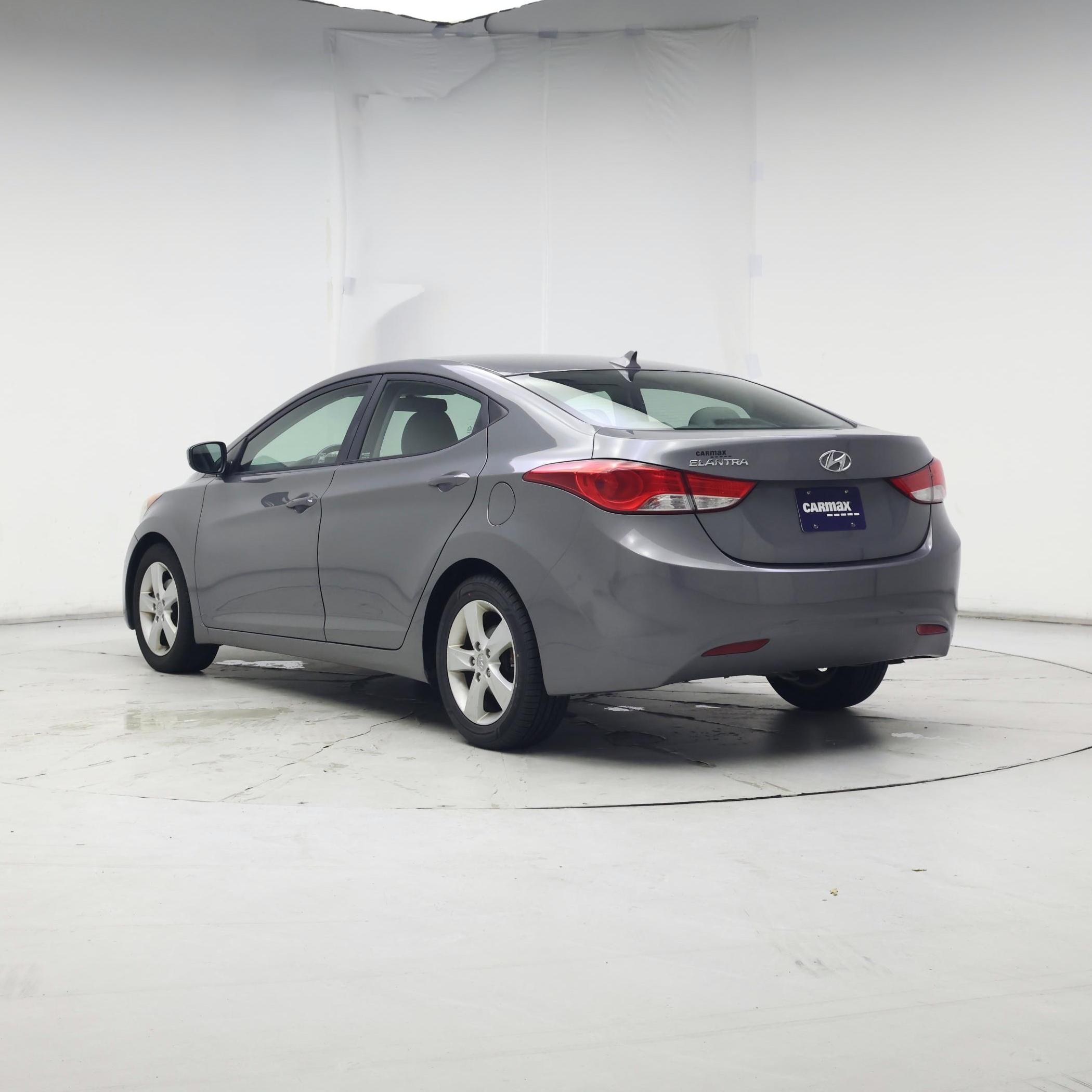 Thumbnail: 2013 Hyundai Elantra - 2