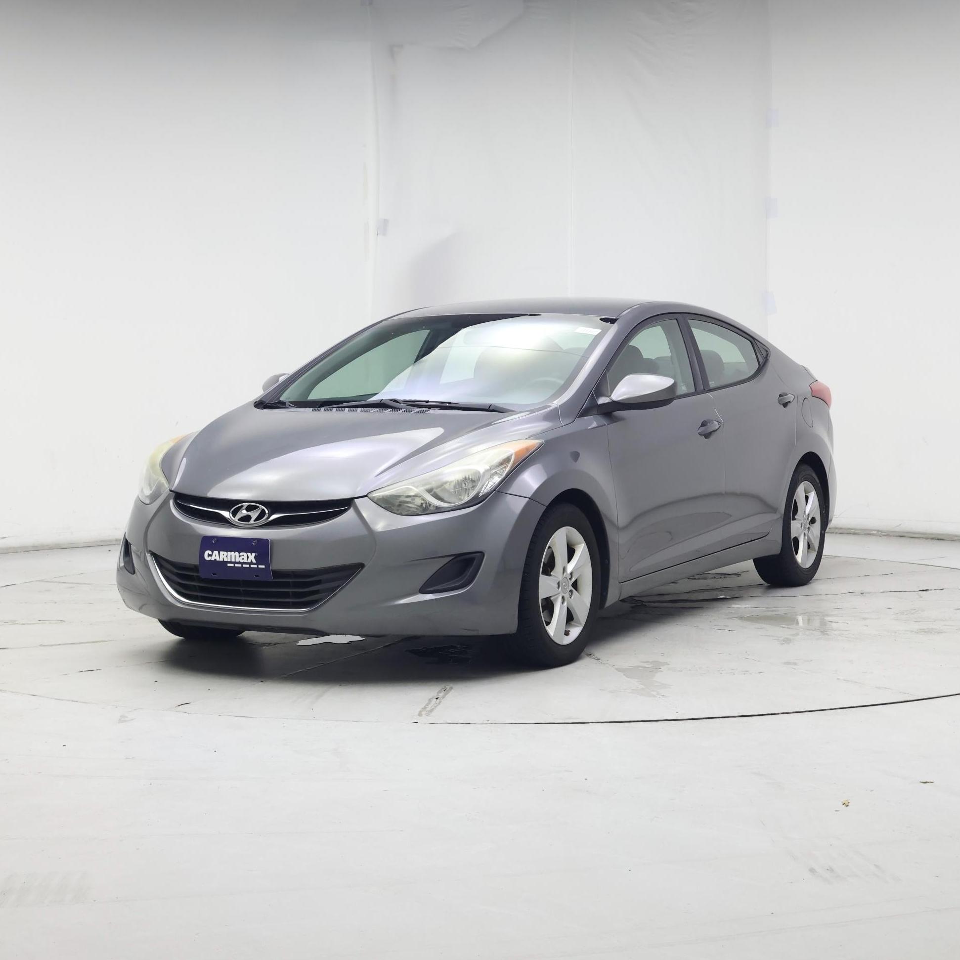 Thumbnail: 2013 Hyundai Elantra - 4