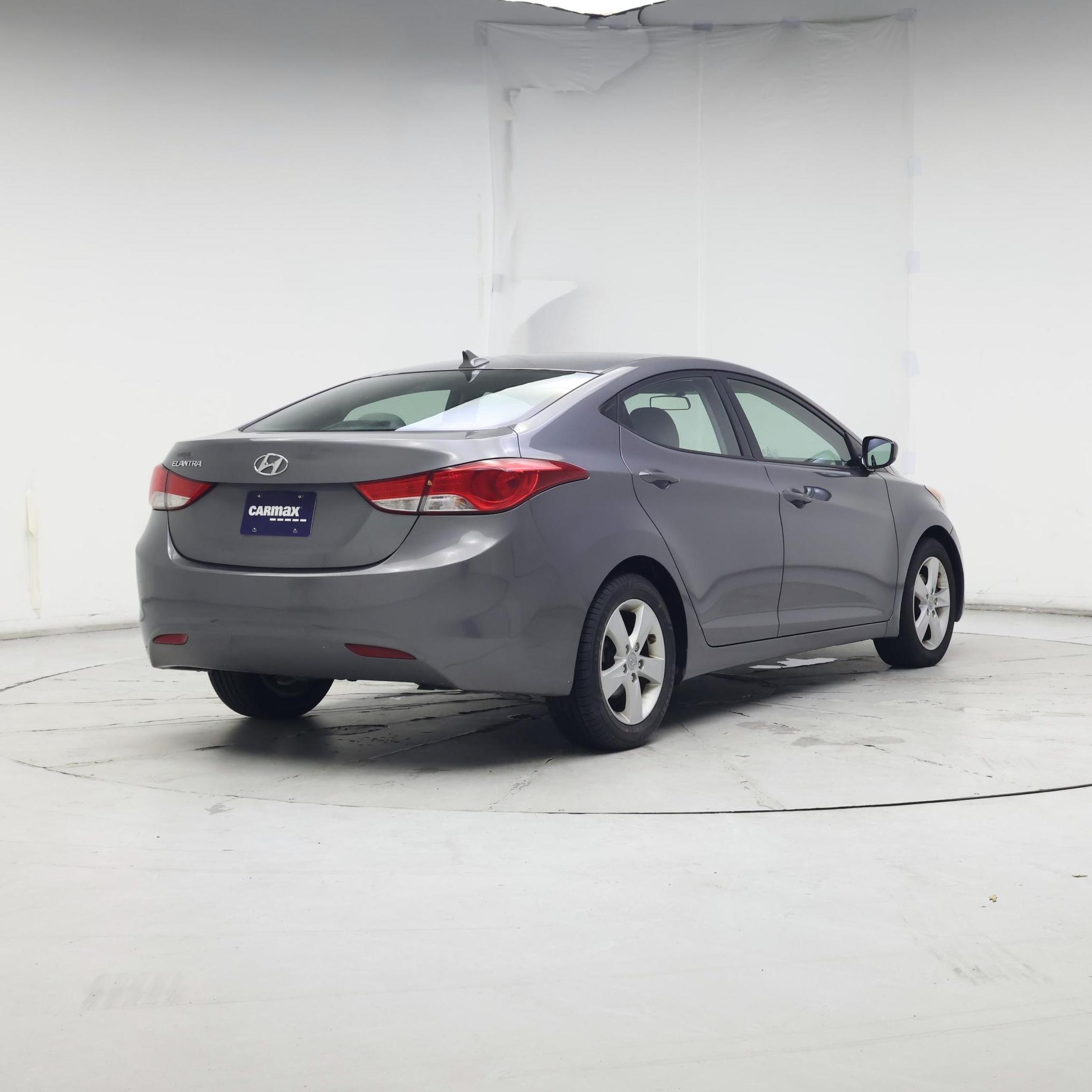 Thumbnail: 2013 Hyundai Elantra - 8