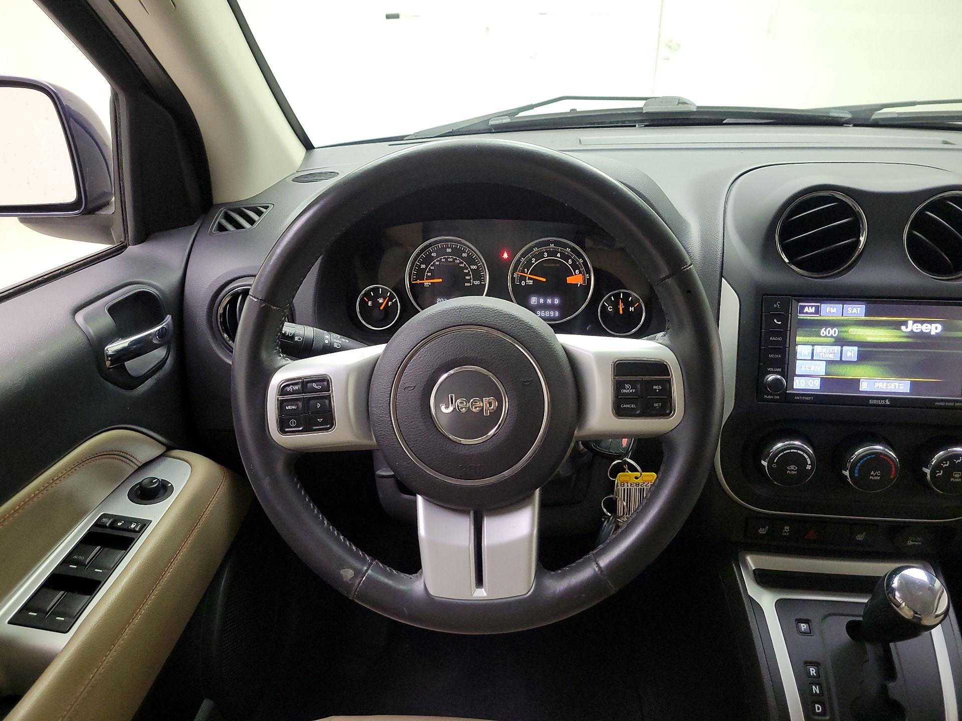 Thumbnail: 2014 Jeep Compass - 10