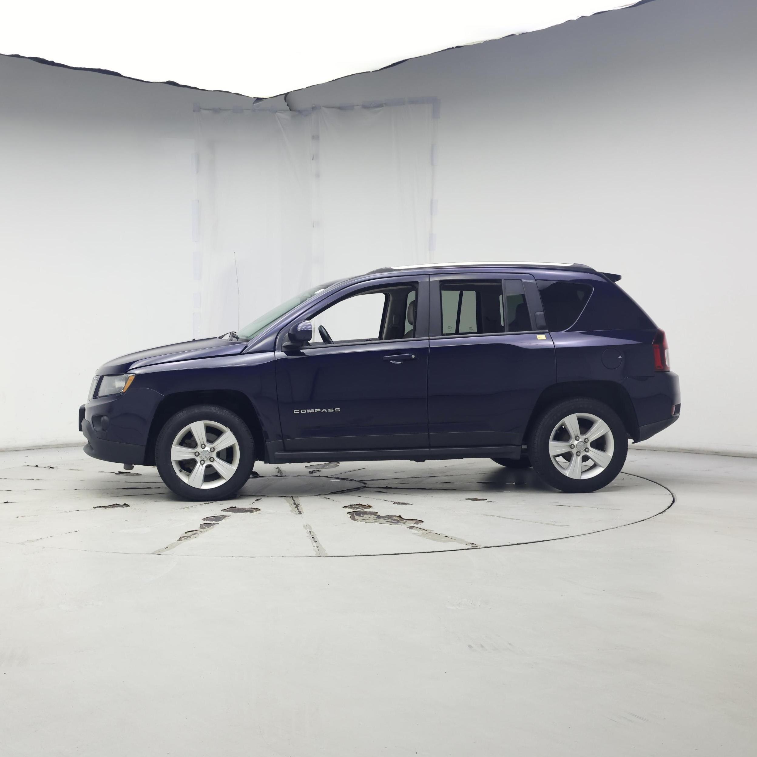 Thumbnail: 2014 Jeep Compass - 3
