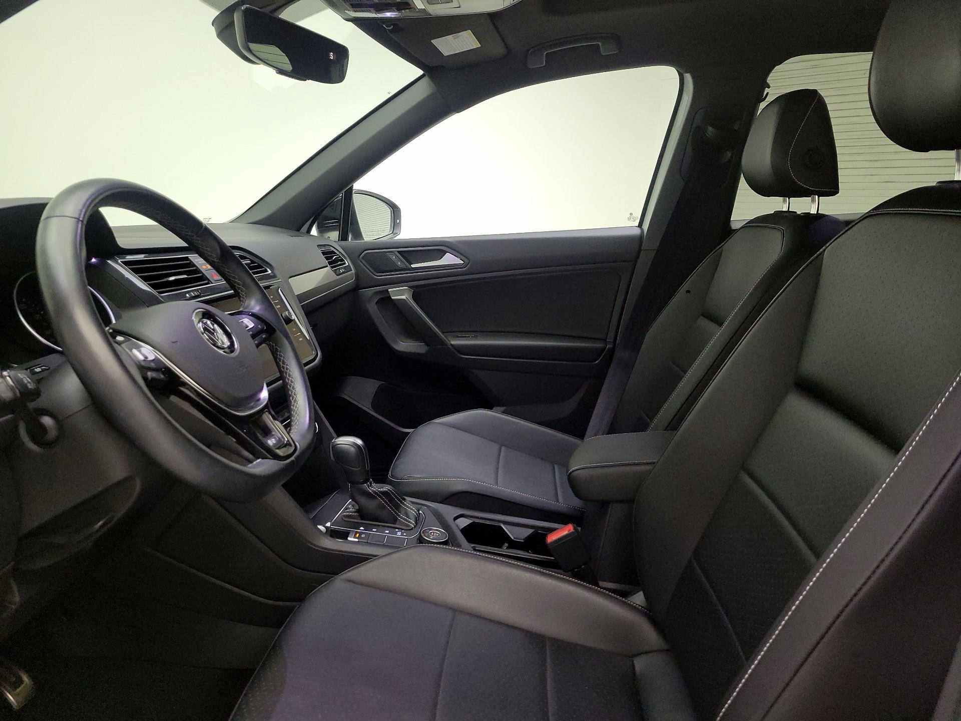 Thumbnail: 2021 Volkswagen Tiguan - 11