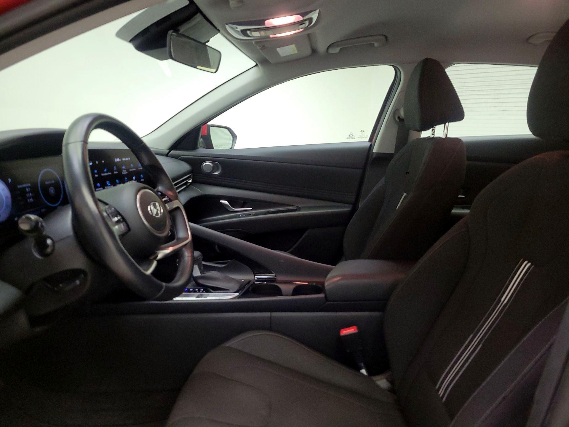 Thumbnail: 2023 Hyundai Elantra - 11