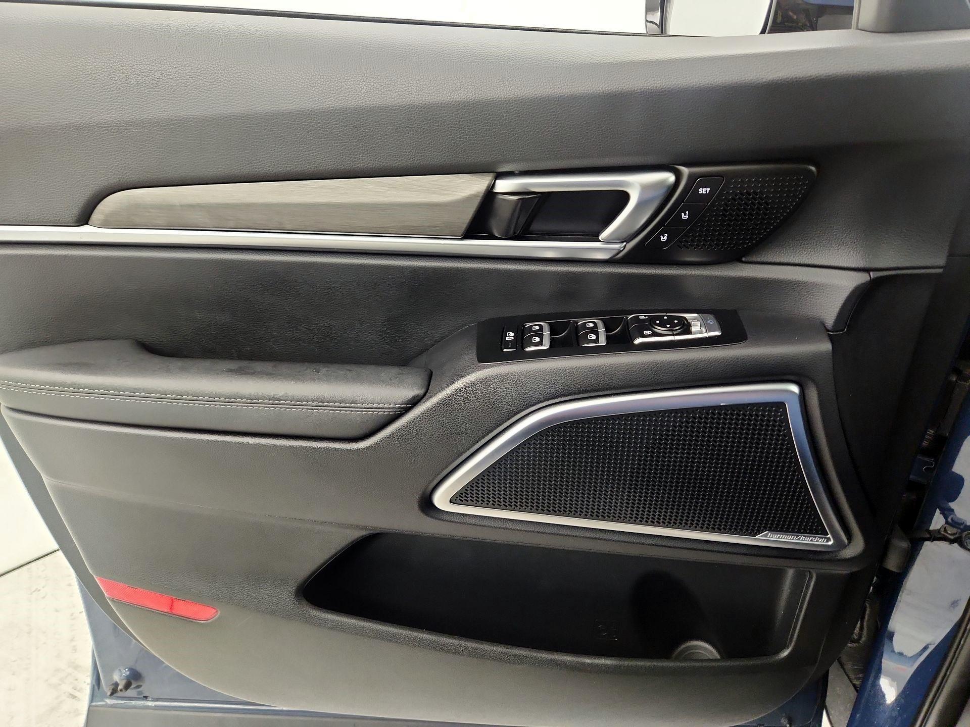 Thumbnail: 2023 Kia Telluride - 12