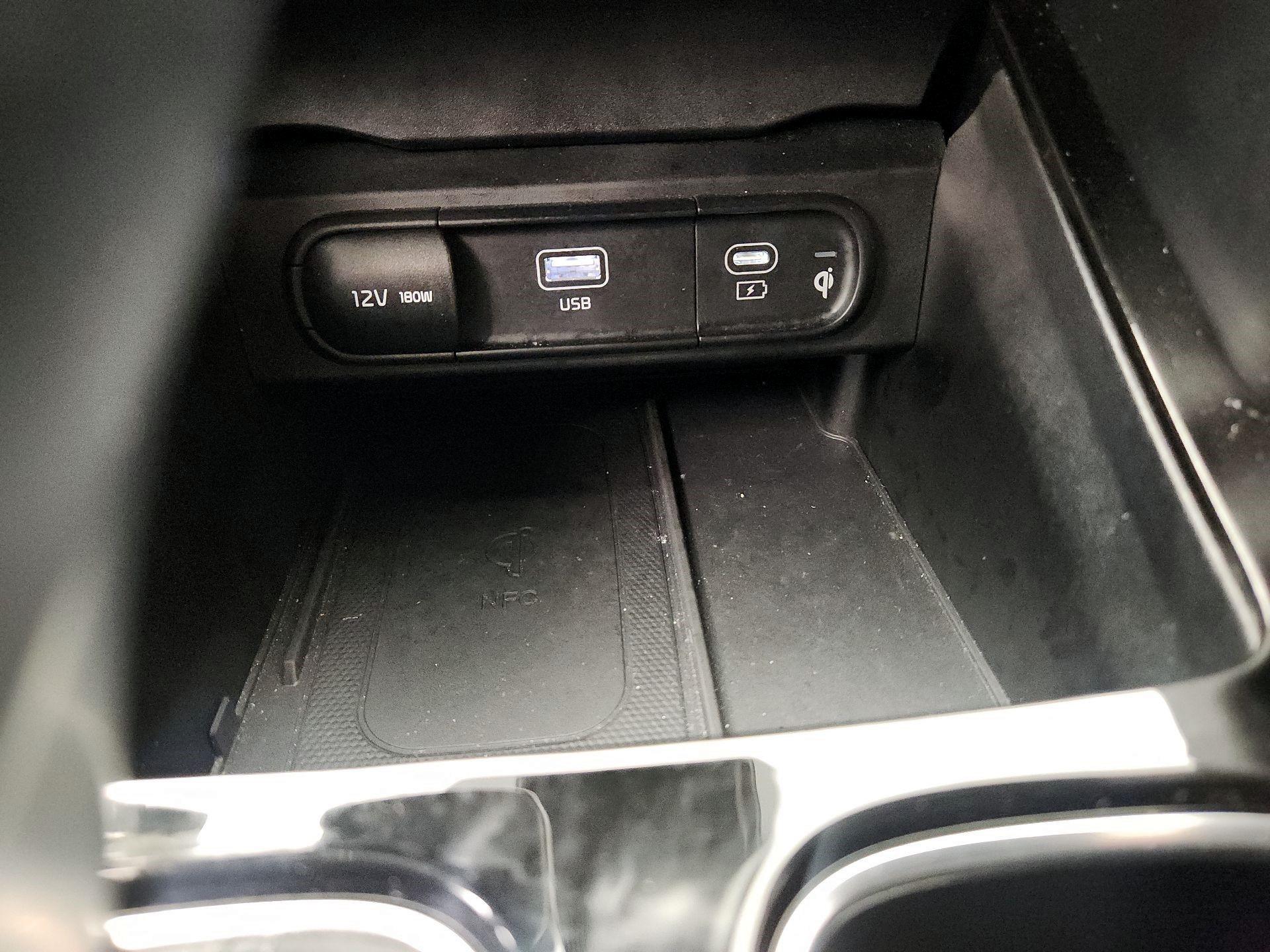 Thumbnail: 2023 Kia Telluride - 18