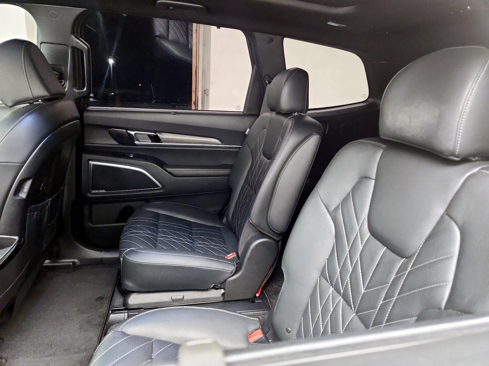 Thumbnail: 2023 Kia Telluride - 20