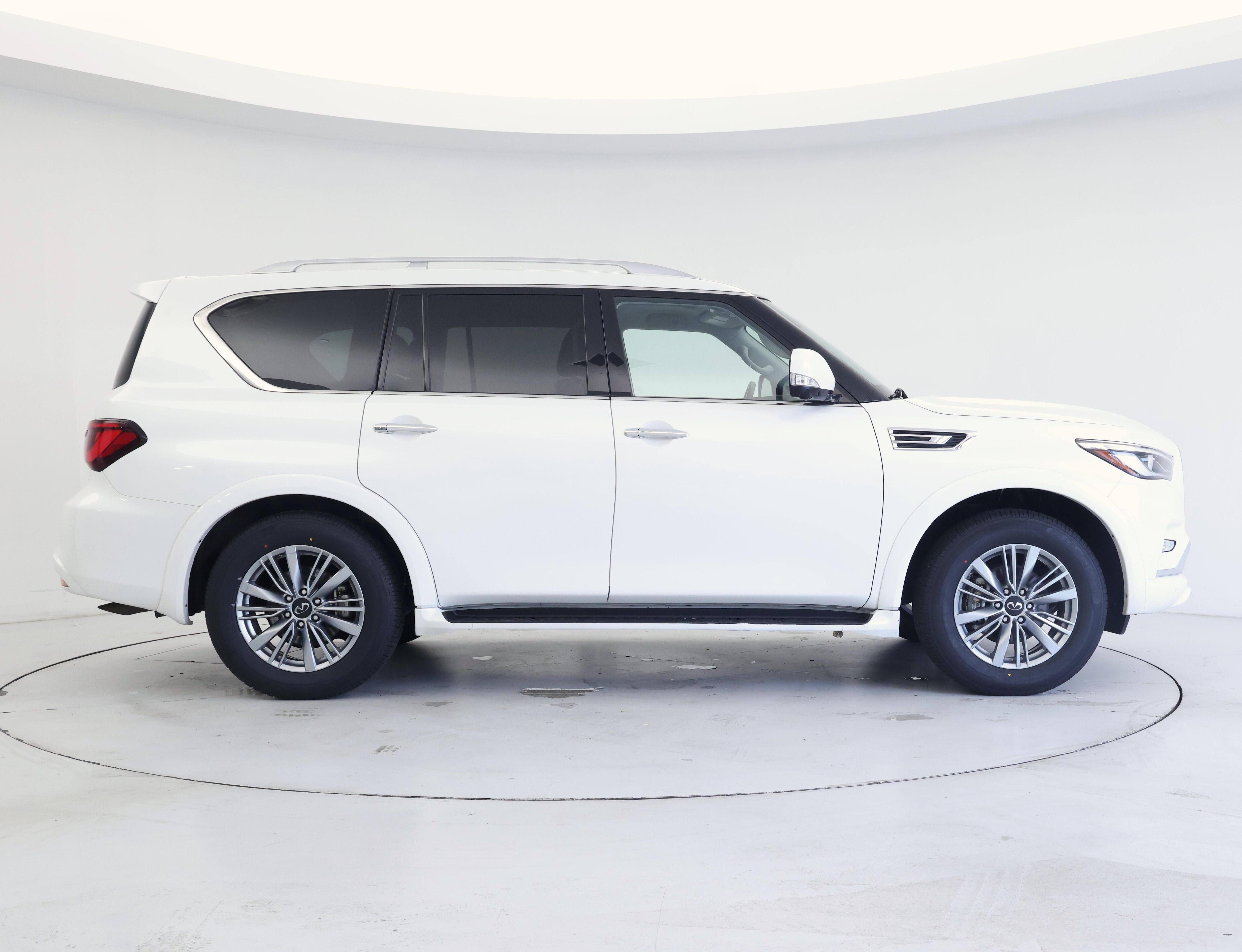 Thumbnail: 2023 INFINITI QX80 - 7