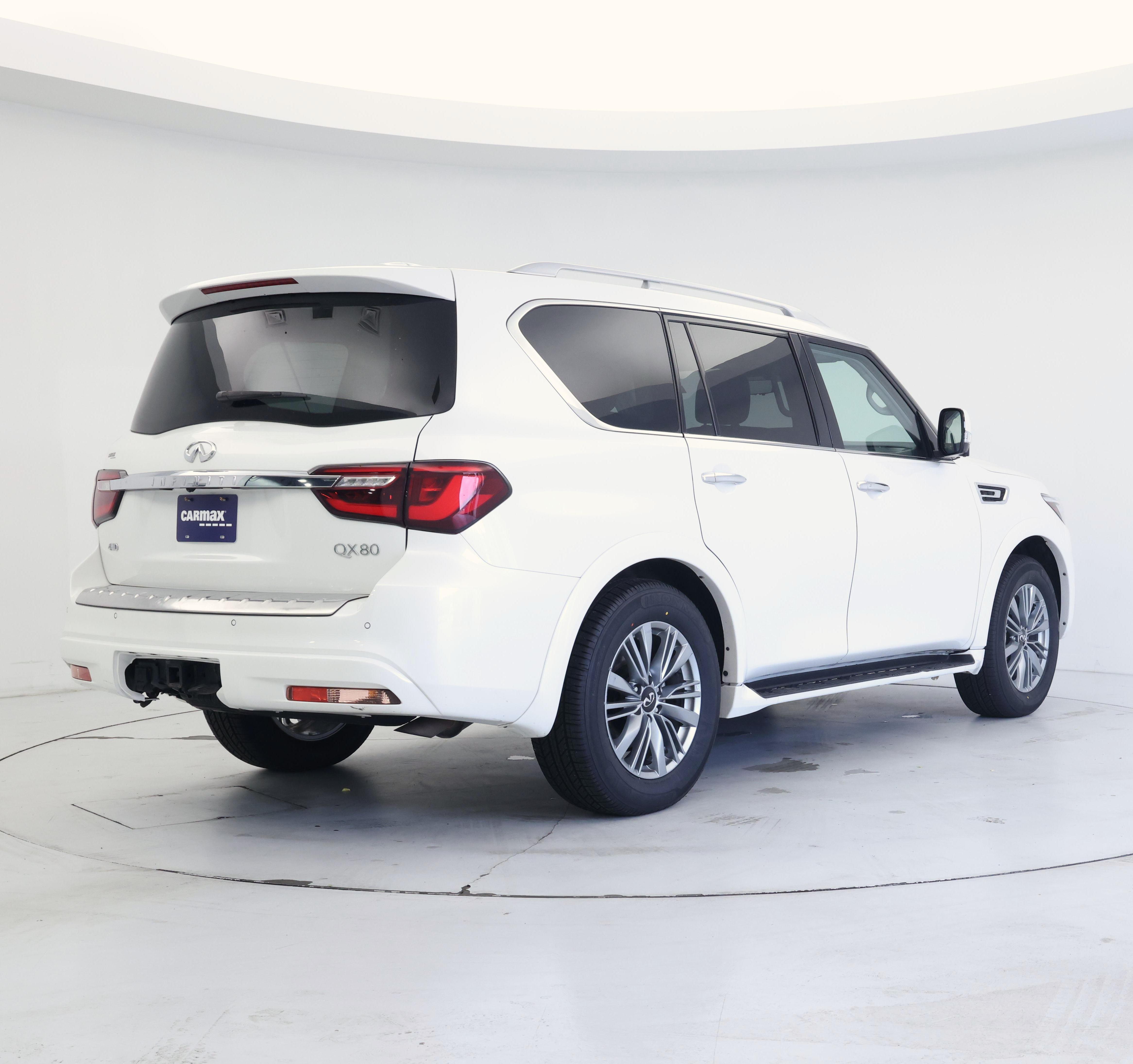 Thumbnail: 2023 INFINITI QX80 - 8