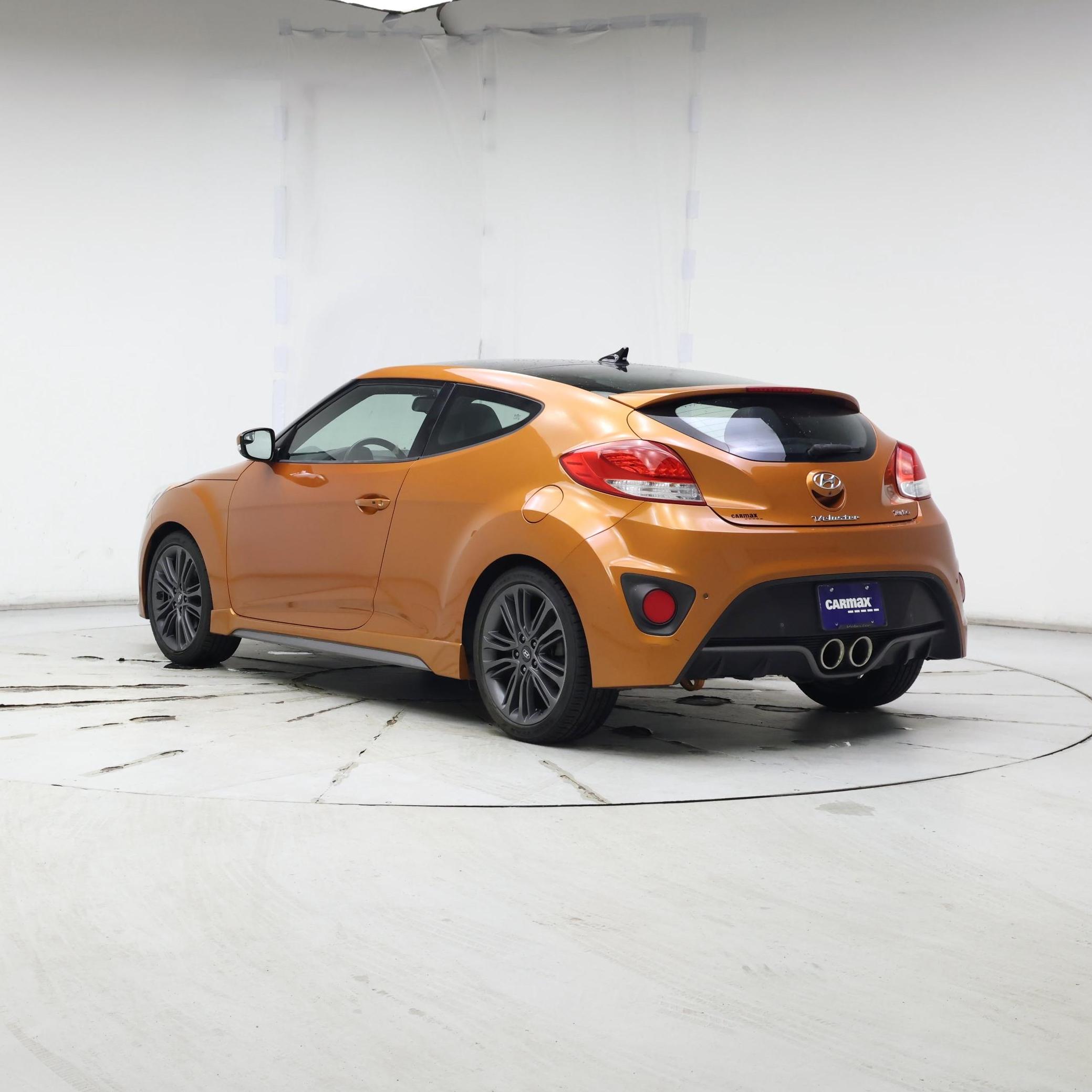 Thumbnail: 2016 Hyundai Veloster - 2