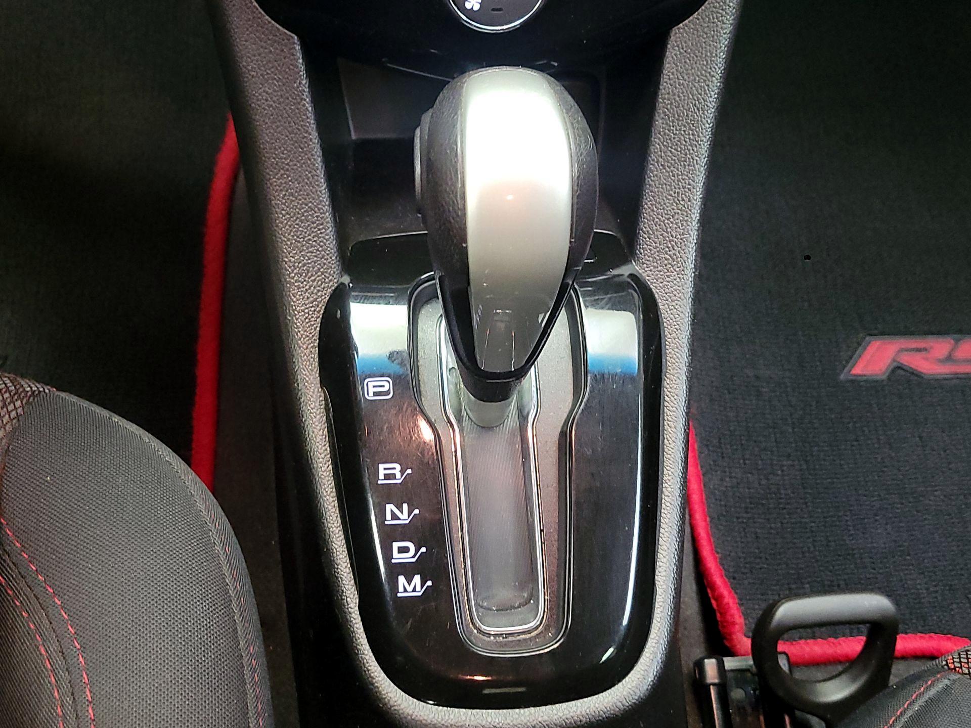 Thumbnail: 2017 Chevrolet Sonic - 17