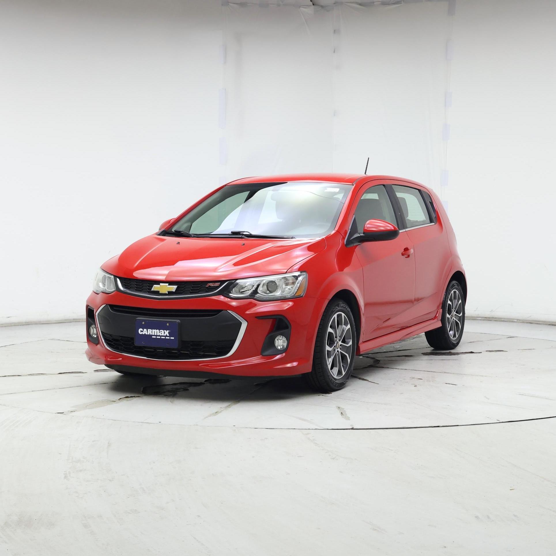 Thumbnail: 2017 Chevrolet Sonic - 4