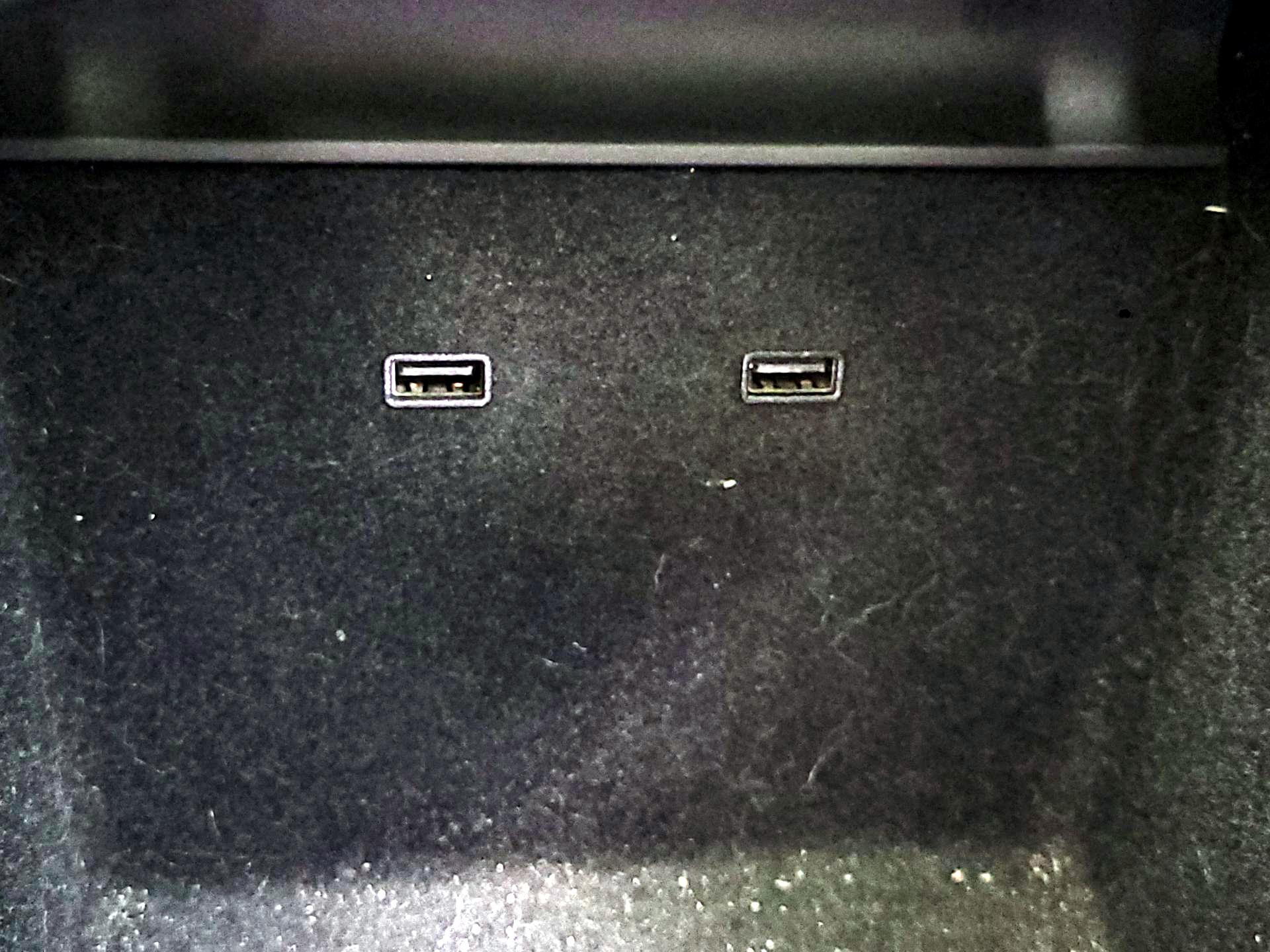Thumbnail: 2020 Tesla Model 3 - 18